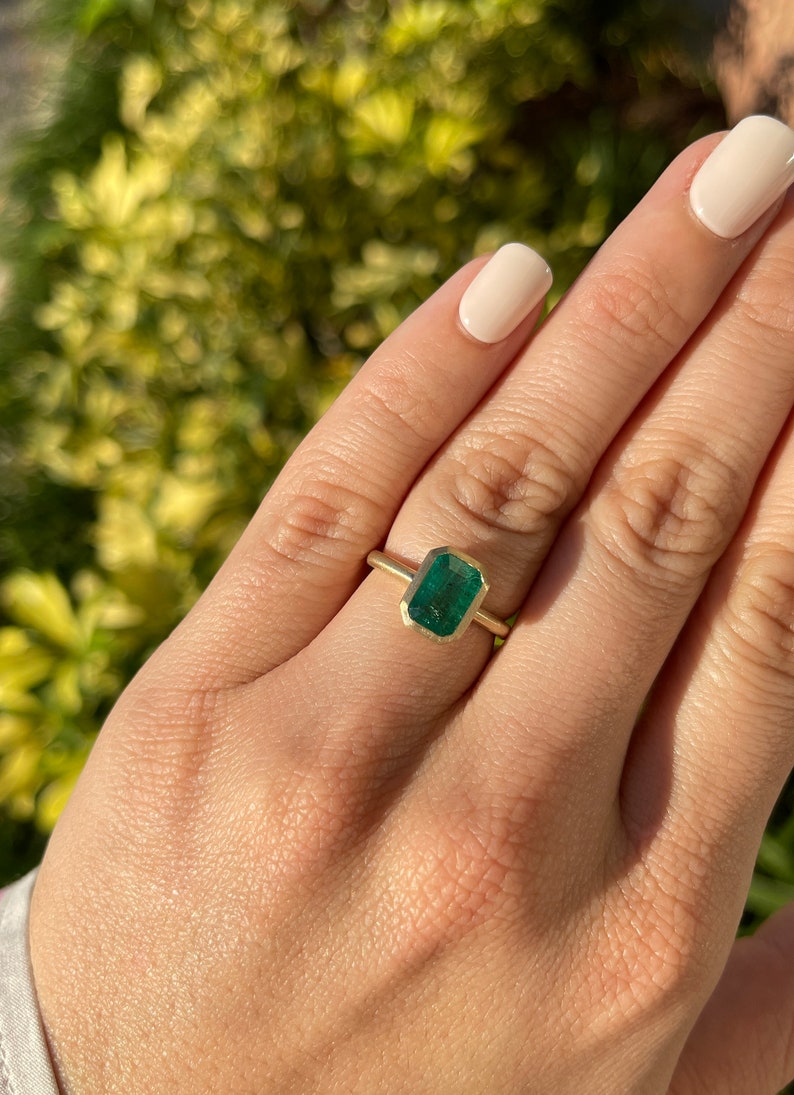 2.35ct 14K Gold Natural Dark Green Emerald Solitaire Vertical Engagement Ring for Women - Perfect for Proposals, Anniversaries & Special Occasions