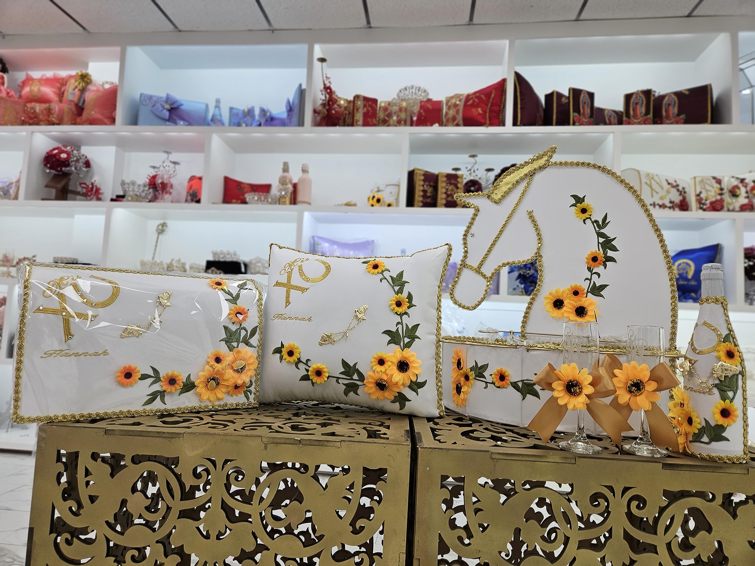 Quinceanera Toasting Set - 183 Sunflowers Sweet Sixteen Accessories | Quinceañeras Decorations & Gift Ideas for Birthday Celebrations