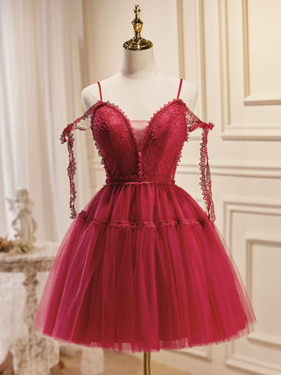 Elegant A-Line Burgundy Lace Short Prom Dress with Puffy Sleeves - Perfect for Homecoming, Party, and Special Occasions