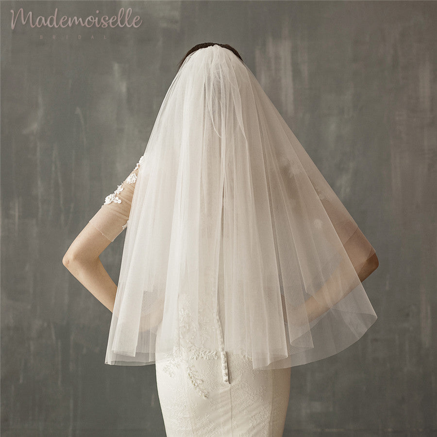 Chevonne Veil - Elegant Wedding Veil for Brides | Perfect for Church Ceremonies, Outdoor Weddings & Bridal Photography