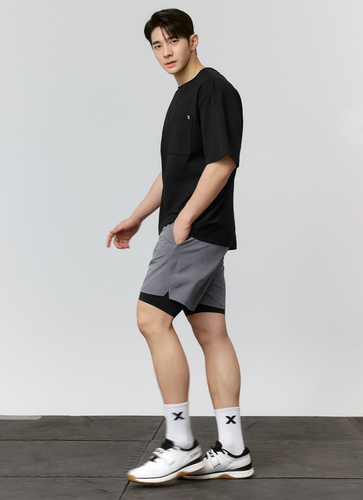 Cool Breeze Oversized Pocket Short Sleeve T-Shirt for Men - Casual Summer Comfort Shirt for Beach, Lounge & Outdoor Activities