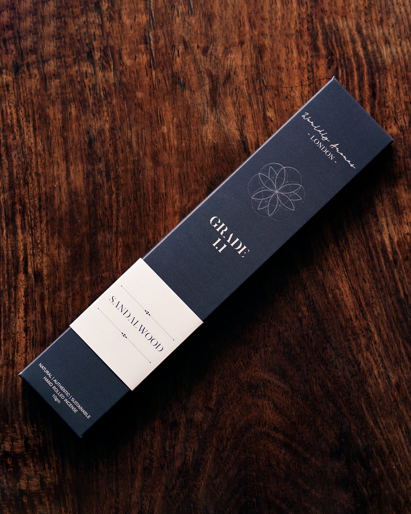 Premium Sandalwood Incense Sticks - Worldly Aromas for Meditation, Yoga & Relaxation - Natural Aromatic Sticks for Home, Office & Spiritual Practices