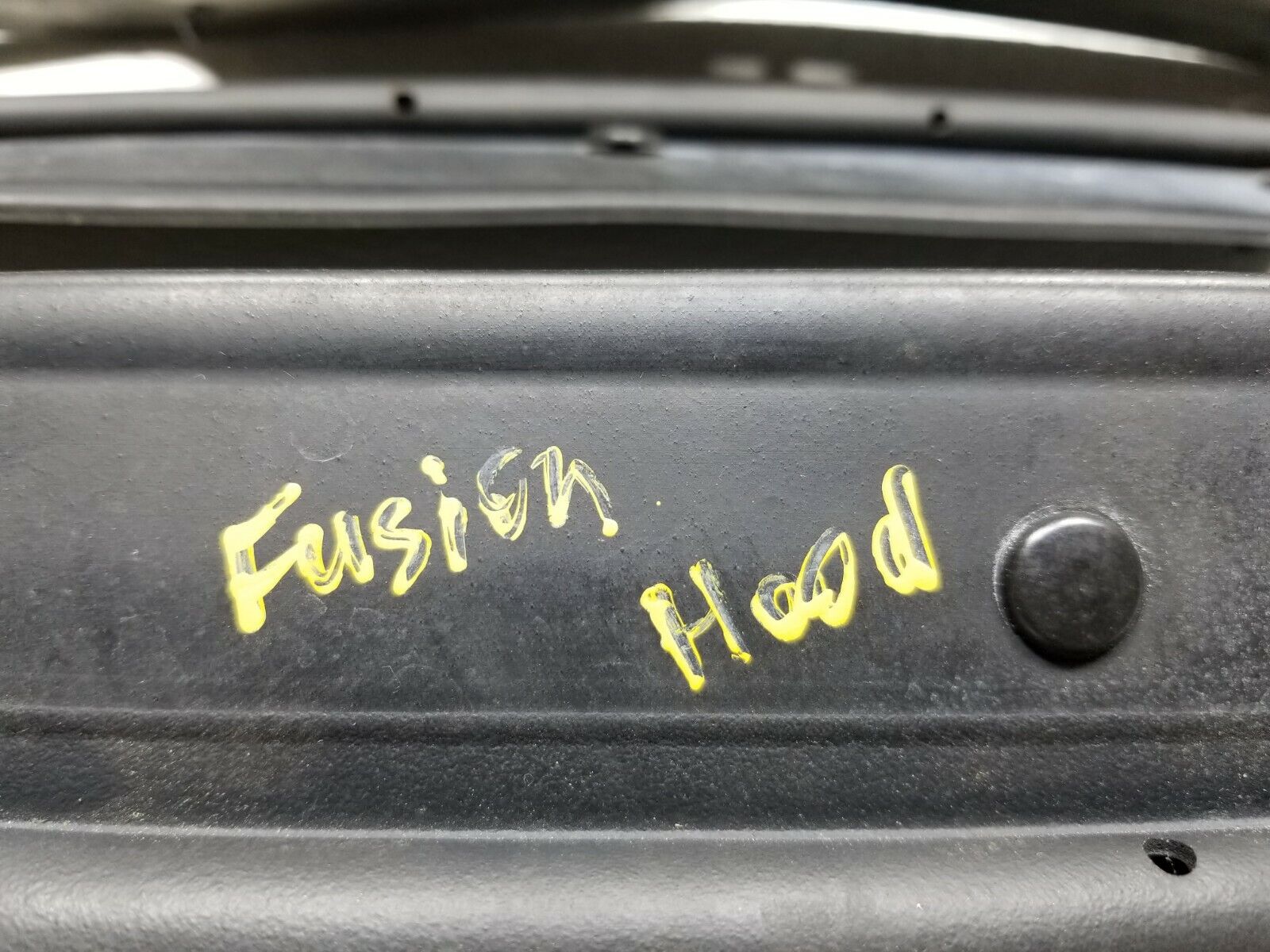 BMW E46 325xi Hood Insulation Pad Strip Seal - OEM Replacement Part for 125k Miles - Perfect for Engine Noise Reduction & Heat Protection