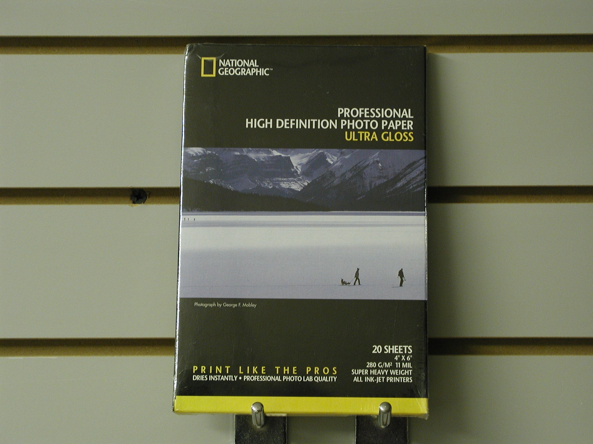 National Geographic Professional High Definition Photo Paper - Ultra Glossy 4x6 Inches - Premium Quality for Stunning Prints, Photo Albums, and Framed Displays