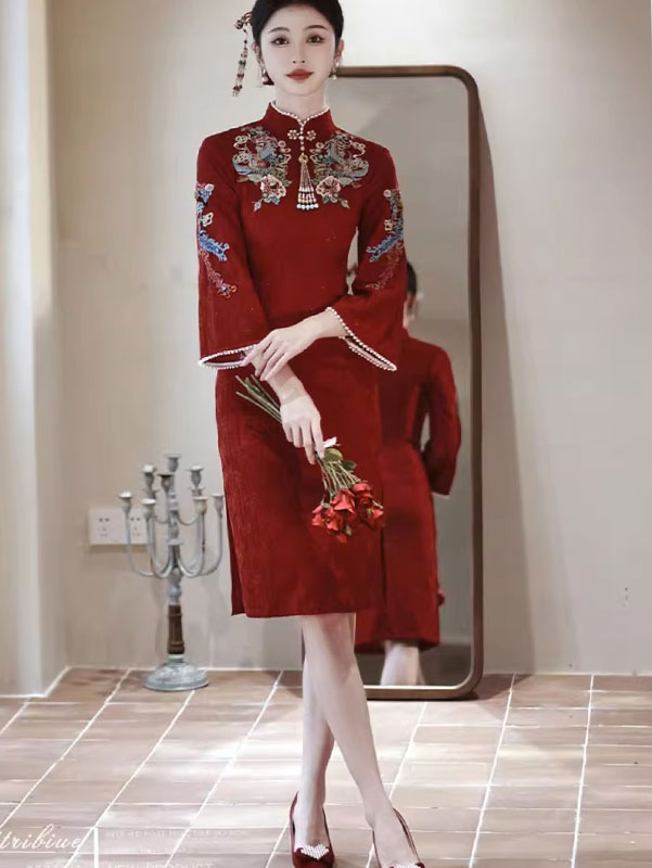 Elegant Embroidered Bell Sleeve Qipao Wedding Dress for Bride - Perfect for Bridal Showers, Tea Ceremonies & Traditional Chinese Weddings