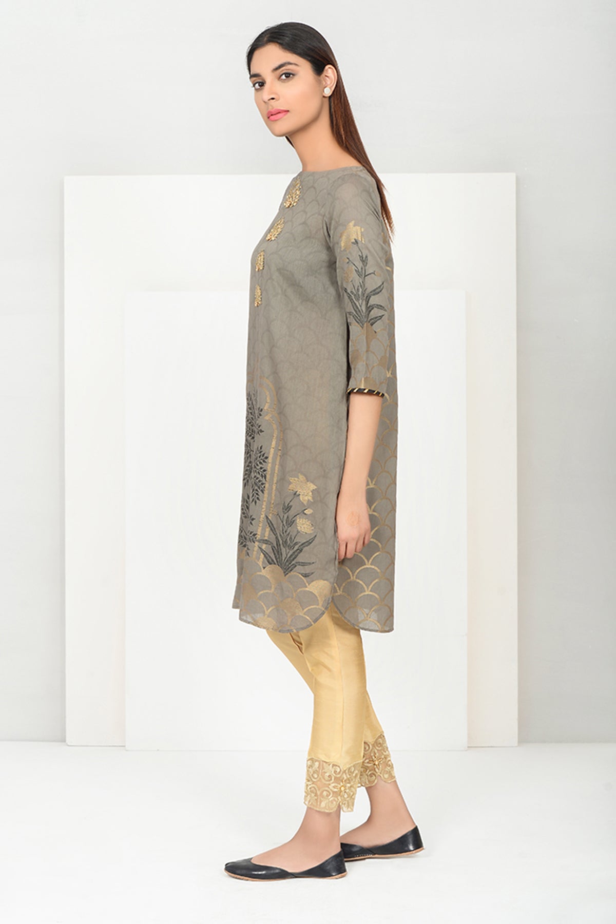 Bloomingdale's Official Site - Shop Designer Clothing, Shoes, Handbags & More for Women & Men | Luxury Fashion & Accessories for Work, Travel & Special Occasions