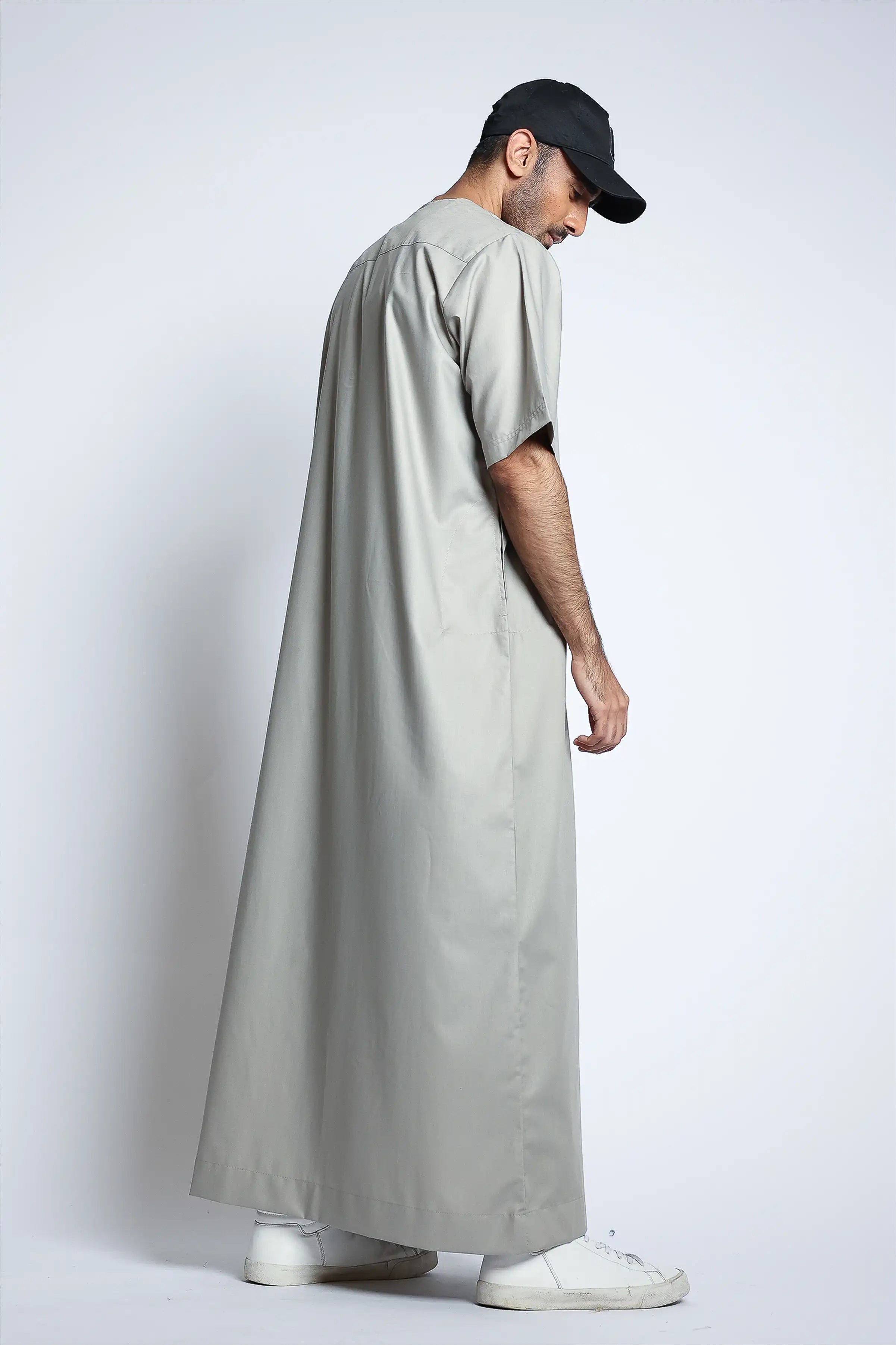 J152 Stonewall Grey Half Sleeve T-Shirt for Men - Comfortable Casual Wear for Outdoor Activities and Everyday Use