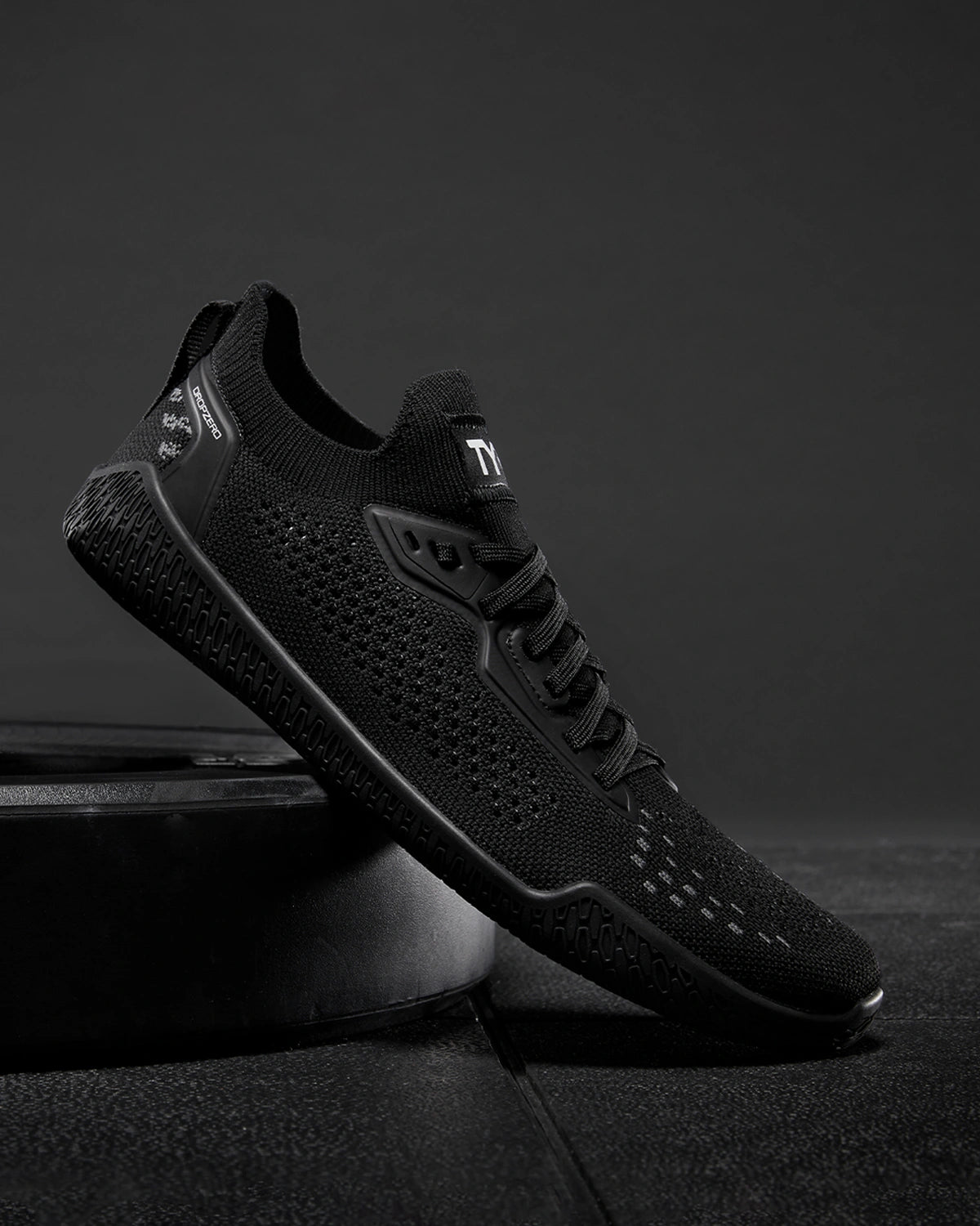 Dropzero Barefoot Trainer - Minimalist Running Shoes for Men & Women | Lightweight & Flexible Workout Shoes for Gym, Trail Running & Cross Training