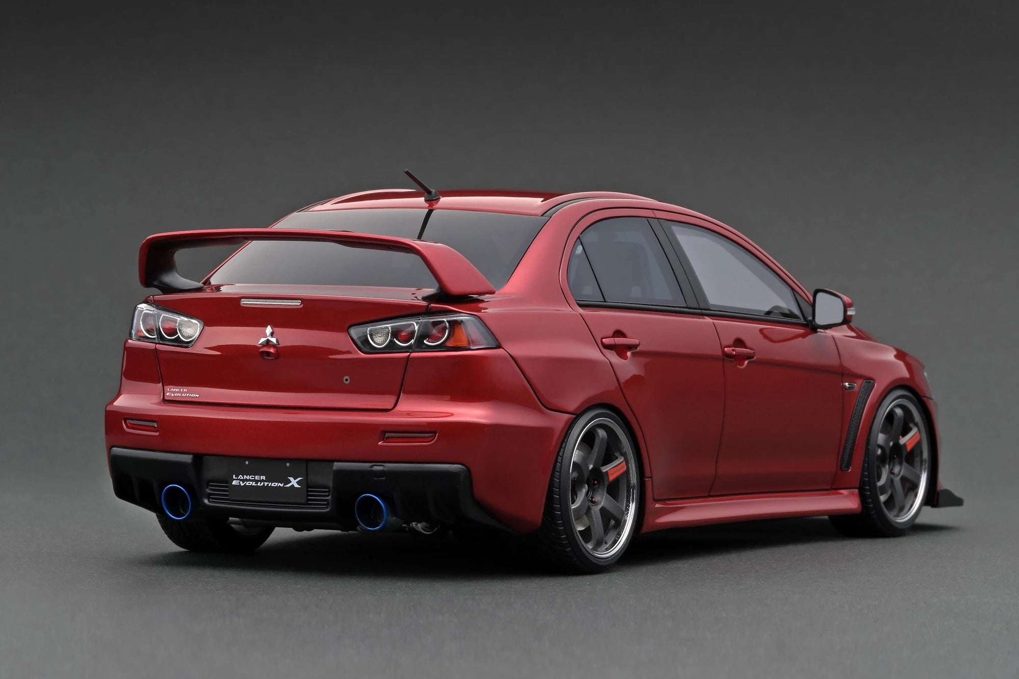 1:18 Scale Mitsubishi Lancer Evolution X (CZ4A) Diecast Model Car - Metallic Red Finish - Collectible Toy Vehicle for Display, Racing Enthusiasts & Car Lovers