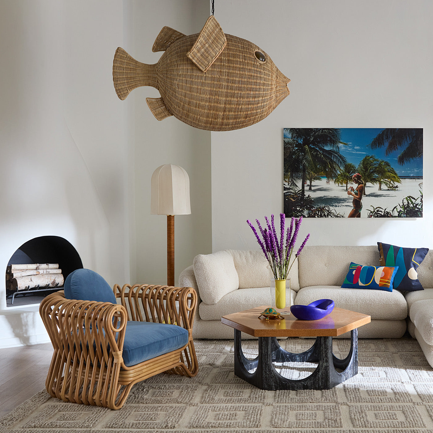 Coliseum Cocktail Table - Modern Round Coffee Table for Living Room, Bar & Lounge - Stylish Center Table for Home Decor, Parties & Entertaining Guests