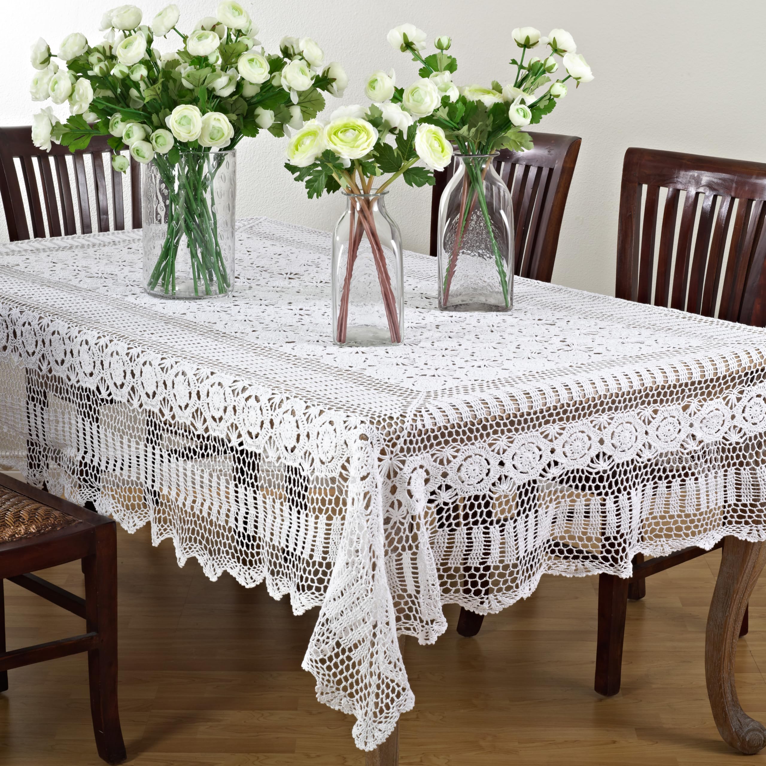 SARO LIFESTYLE White Crochet Tablecloth 72x90 Inches - Elegant Rectangular Lace Table Cover for Dining Room, Wedding, Party Decor & Home Decoration