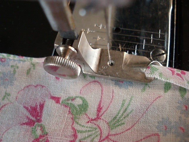 Vintage Original Singer Flange Hemmer - Perfect for Sewing, Quilting & DIY Fabric Projects