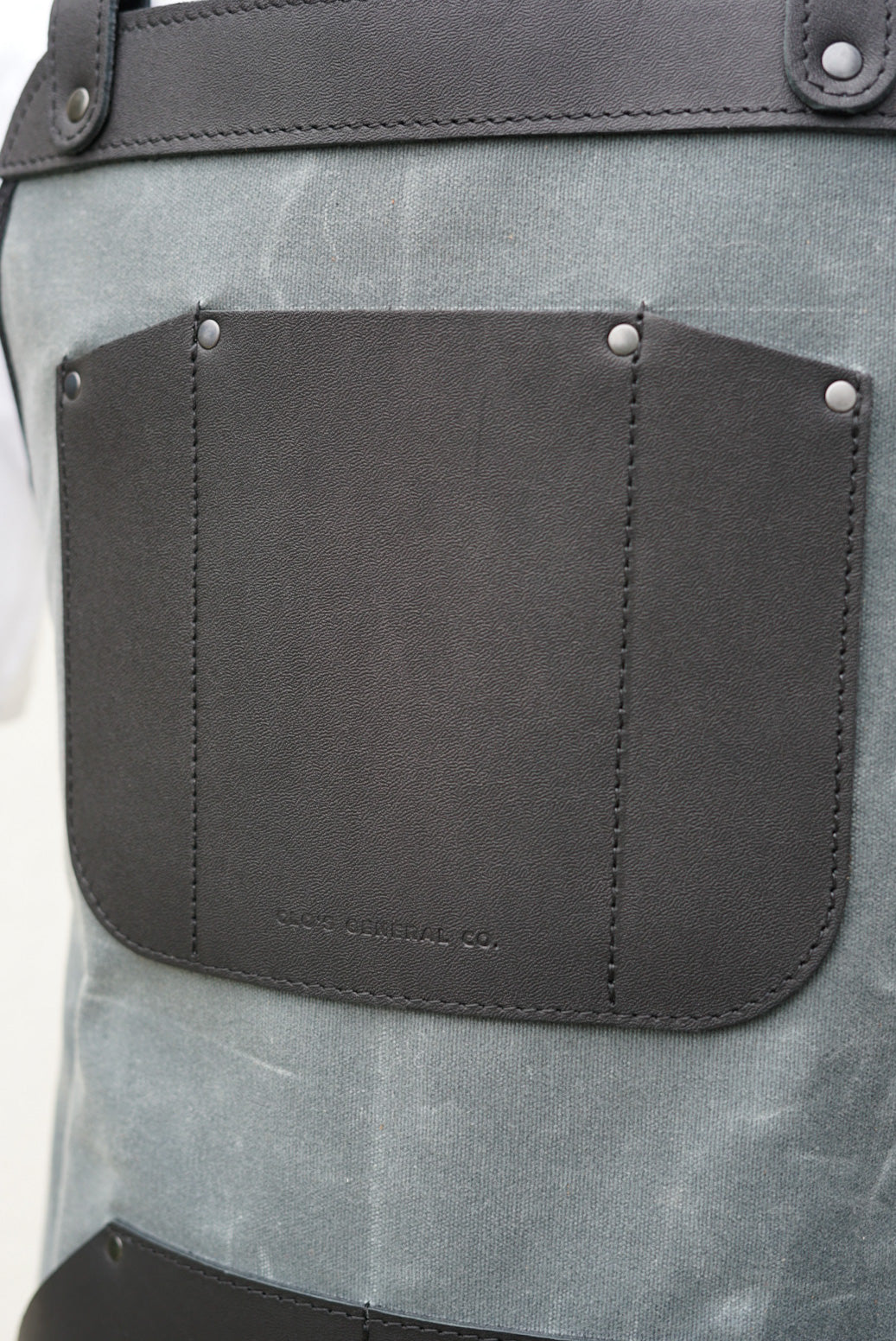 Premium Charcoal Black Waxed Canvas Apron with Black Leather Accents - Durable & Stylish Kitchen, BBQ, Workshop & Cooking Apron for Chefs & Grill Masters