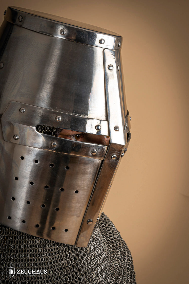 Medieval Crusader Great Helmet - 1.6mm Polished Steel Knight Helmet for LARP, Cosplay & Historical Reenactment - Perfect for Renaissance Fairs, Theater Performances & Collectors
