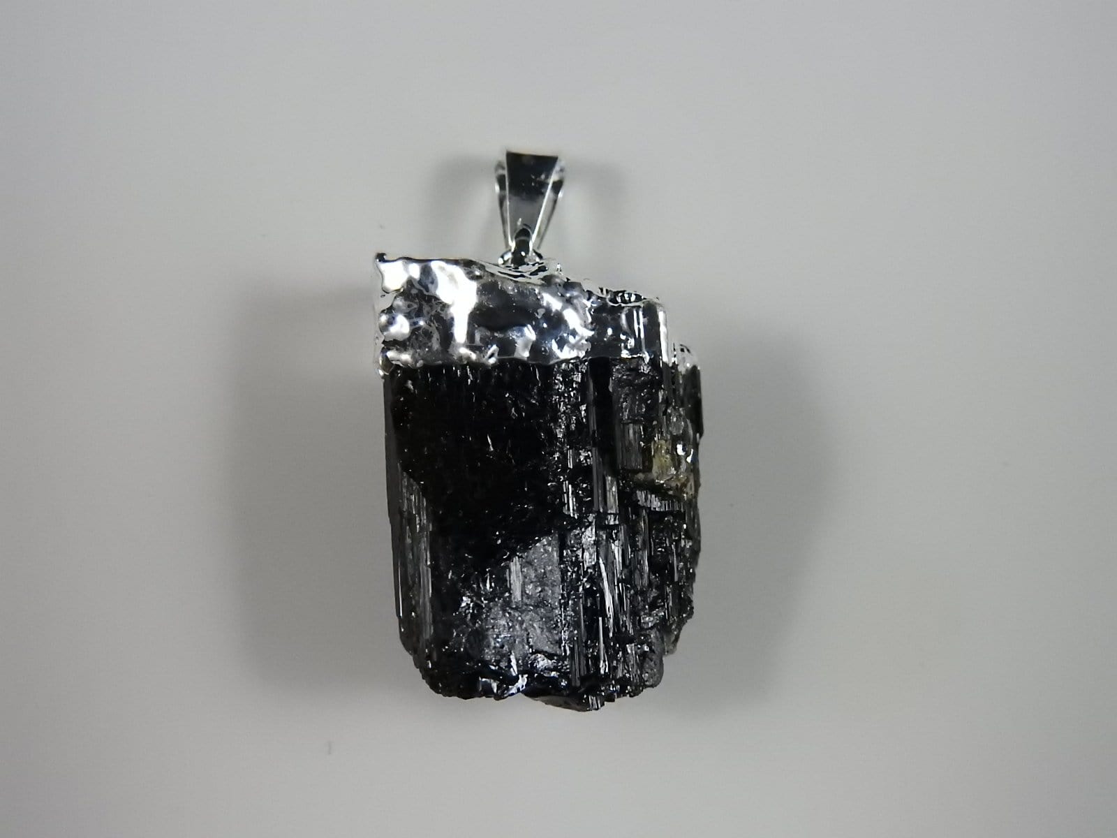 Black Tourmaline Natural Pendant Necklace - Genuine Healing Crystal Jewelry for Protection & Energy Cleansing | Perfect for Meditation, Yoga & Spiritual Wellness
