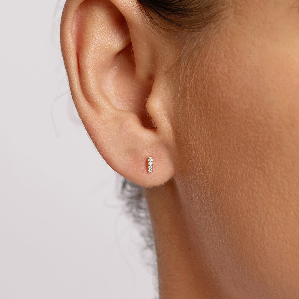 Diamond Letter I Single Stud Earring in Sterling Silver - Perfect for Gifts, Birthdays & Everyday Elegance