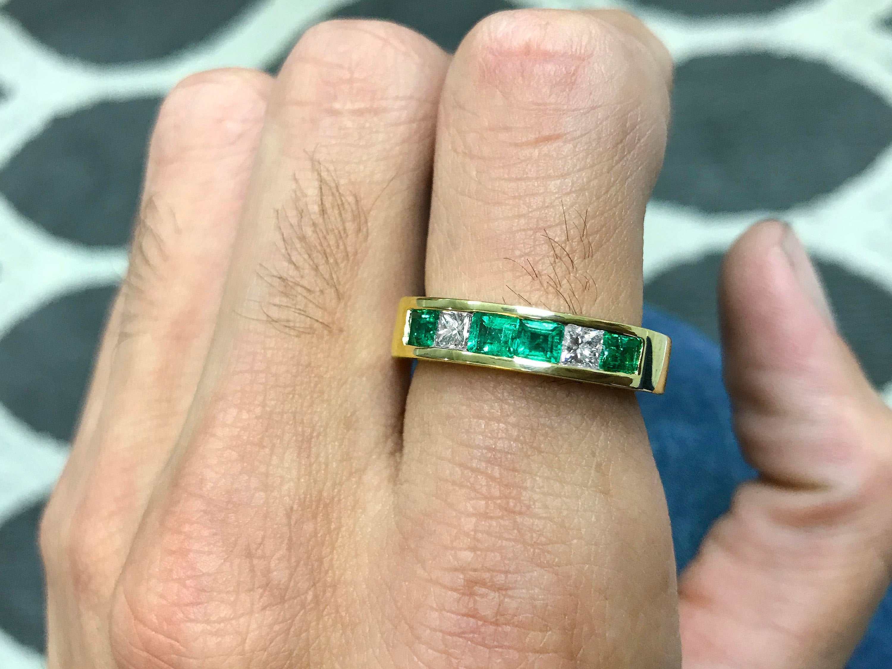 1.10tcw Genuine Emerald & Sapphire Men's Wedding Band Ring in 14K Gold - Perfect for Engagement, Anniversary & Special Occasion Gifts