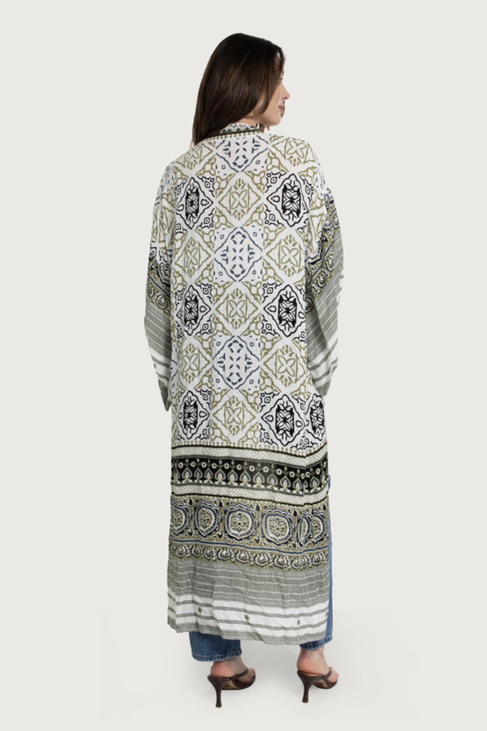Stylish Mosaic Tile Pattern Kimono - Floral Japanese Robe for Women | Perfect for Loungewear, Yoga & Spa Days