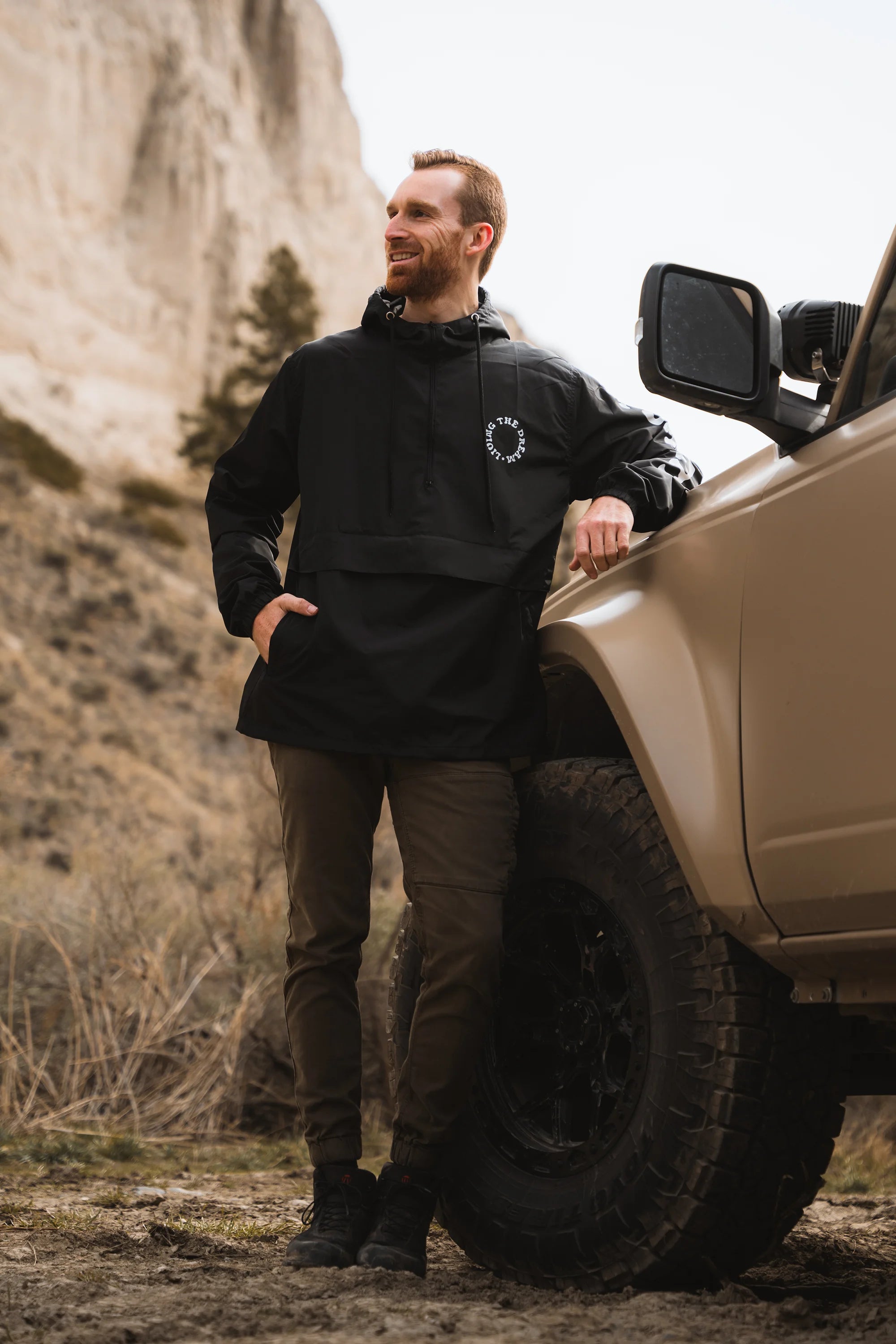 Black Anorak Pullover for Men & Women - Lightweight Waterproof Windbreaker Jacket for Hiking, Camping & Outdoor Activities