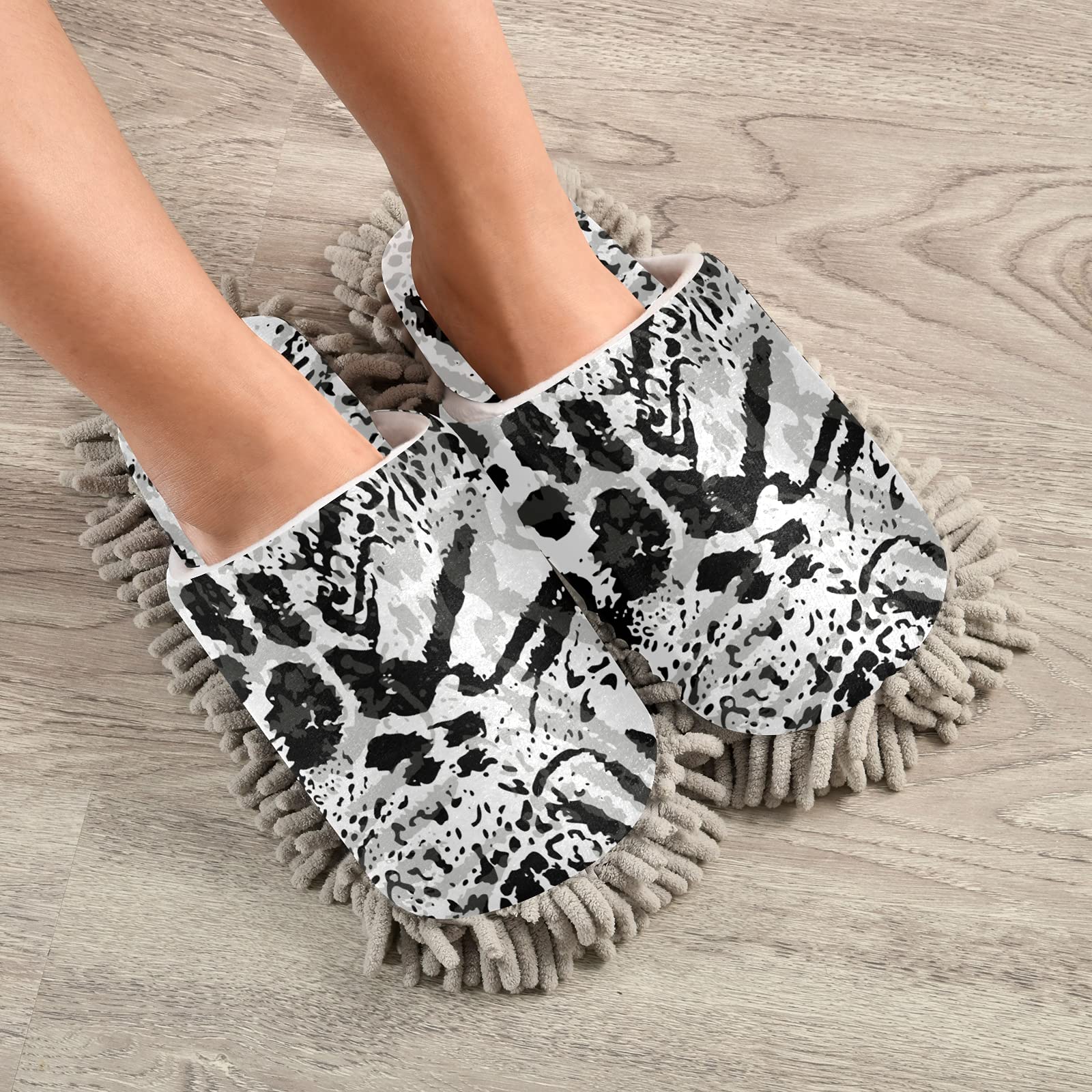 Soft Plush Pattern Mopping Slippers - Washable & Reusable House Cleaning Slippers for Easy Floor Cleaning | Perfect for Home, Kitchen, Bathroom & Pet Areas