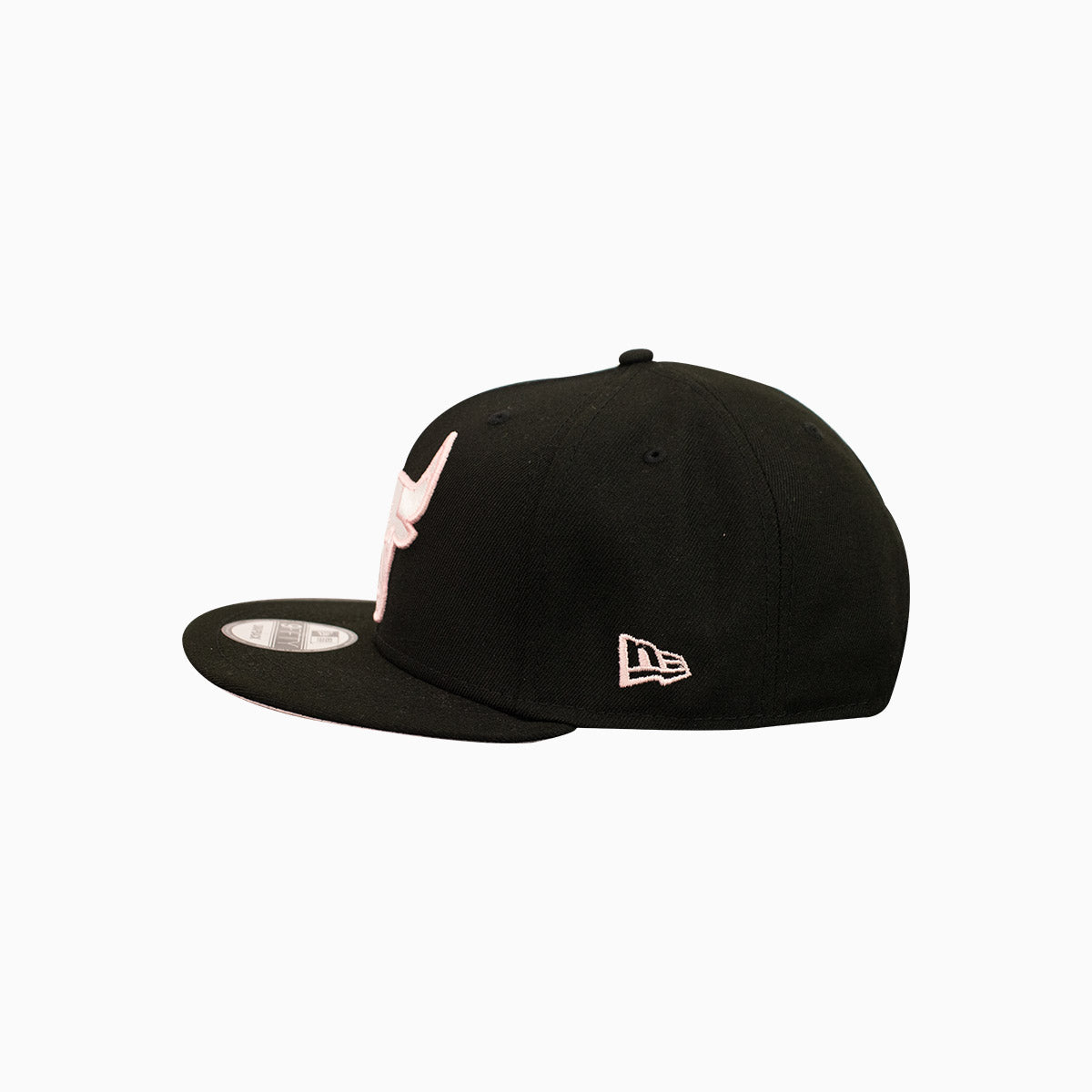 Chicago Bulls 6X World Champions NBA 9Fifty Snapback Hat - Official NBA Licensed Adjustable Cap for Men & Women - Perfect for Basketball Games, Streetwear Fashion & Sports Fans