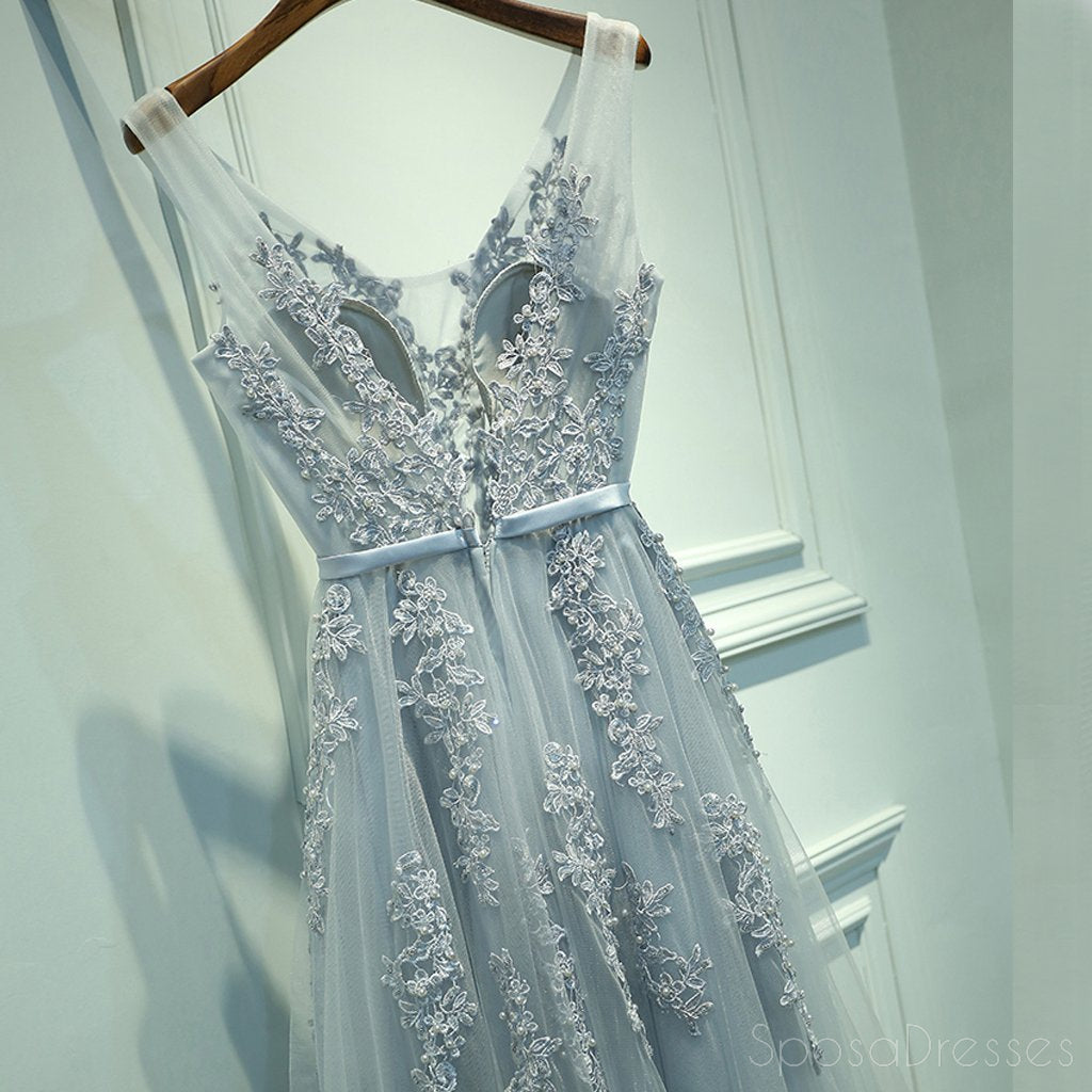 Elegant Long Sleeve V-Neck Gray Lace Tulle A-Line Prom Dress - Formal Evening Gown for Homecoming, Wedding Guest & Special Occasions
