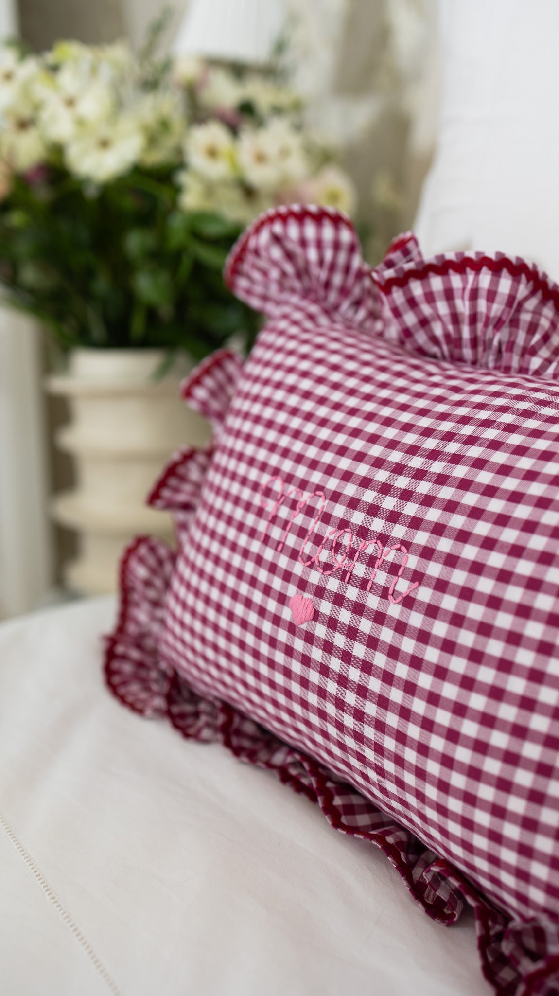 Stylish Vichy Bordeaux Cushion Cover - Soft & Durable Home Decor for Sofa, Bed, or Chair - Perfect for Living Room, Bedroom, or Office