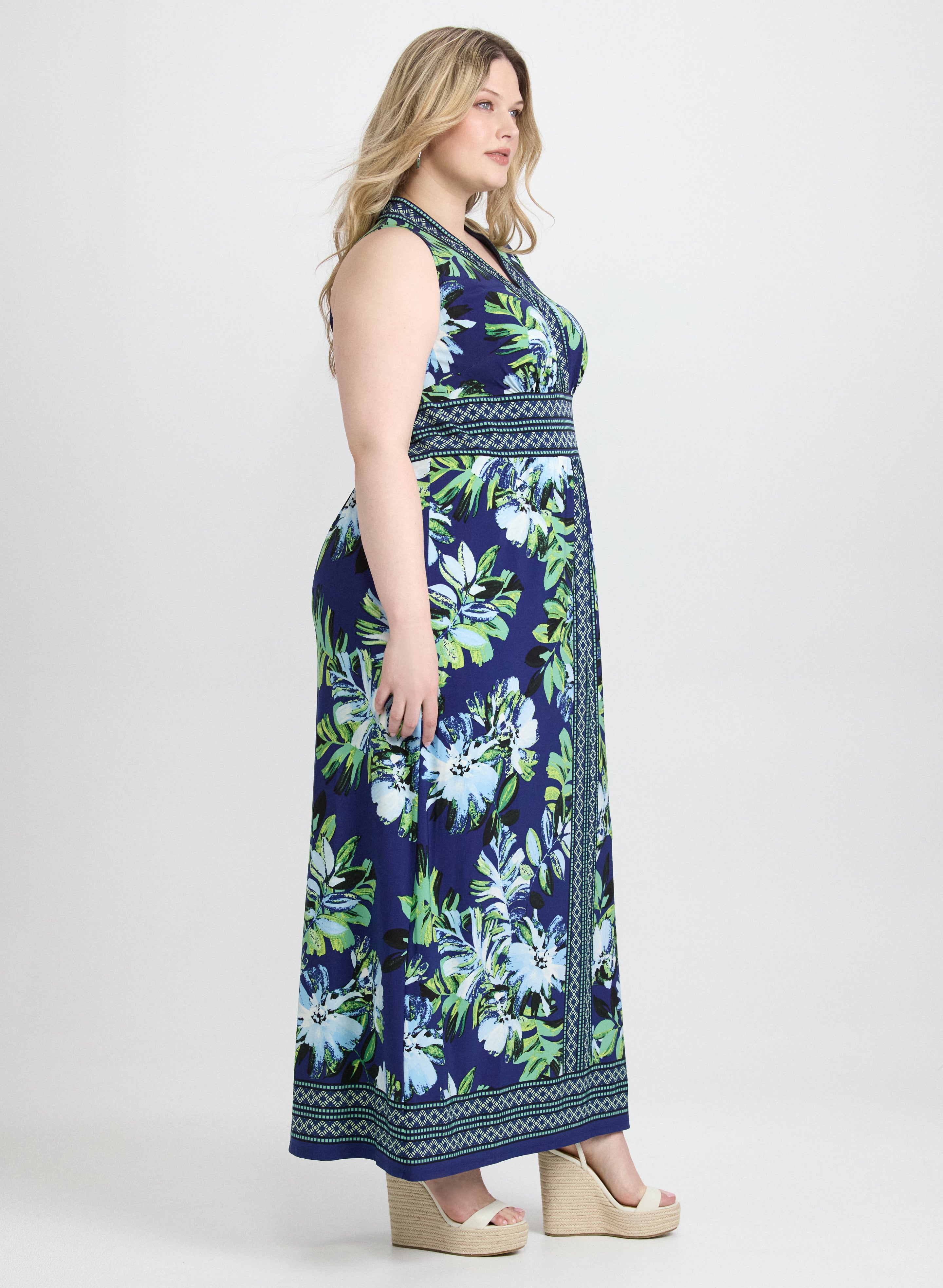Floral Maxi Dress for Women - Elegant Long Summer Dress with Flowy Skirt - Perfect for Beach, Vacation, and Outdoor Parties