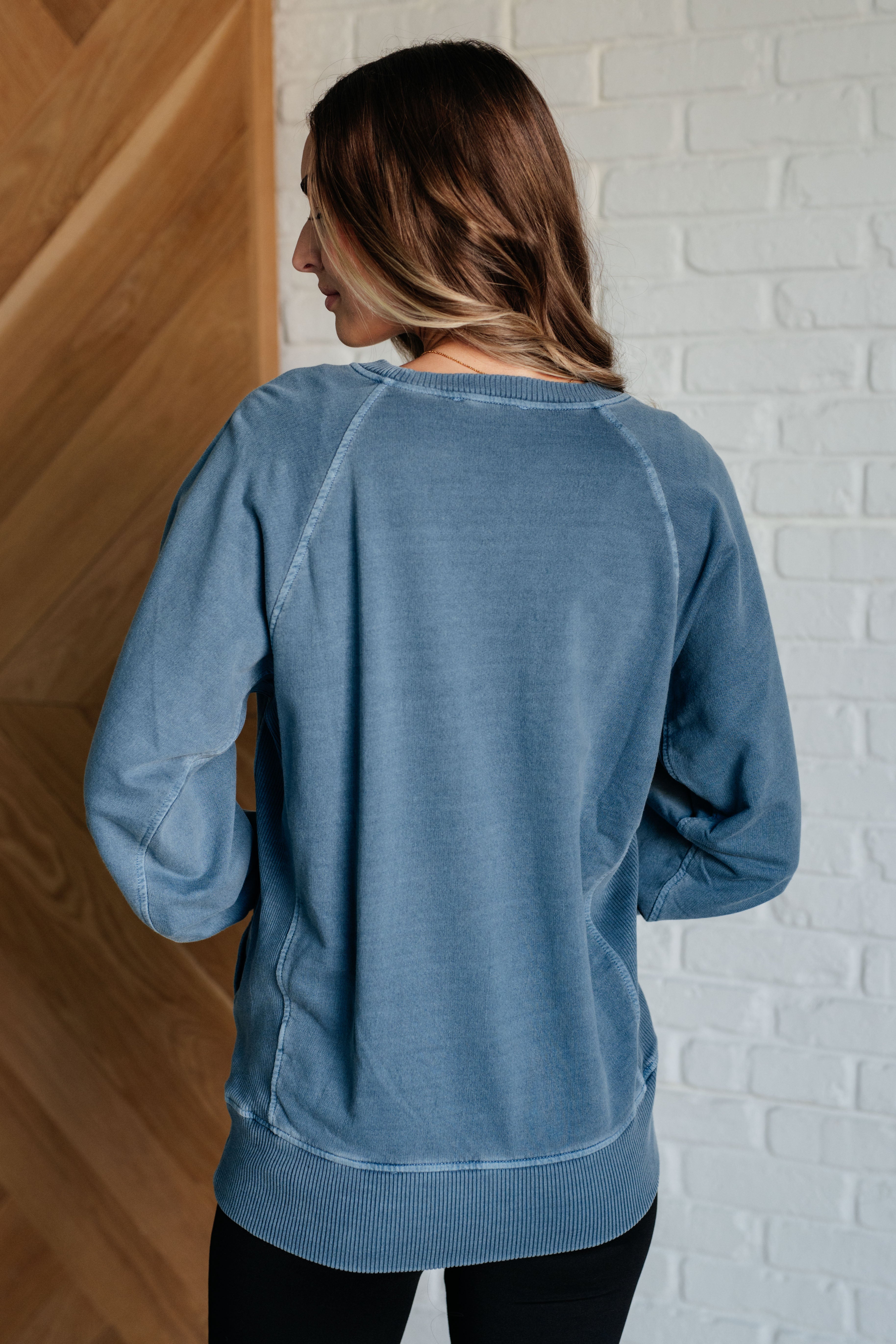 Best-Selling Dusty Blue Sweatshirt for Women & Men | Soft & Cozy Pullover | Perfect for Casual Wear, Lounging & Fall Outfits