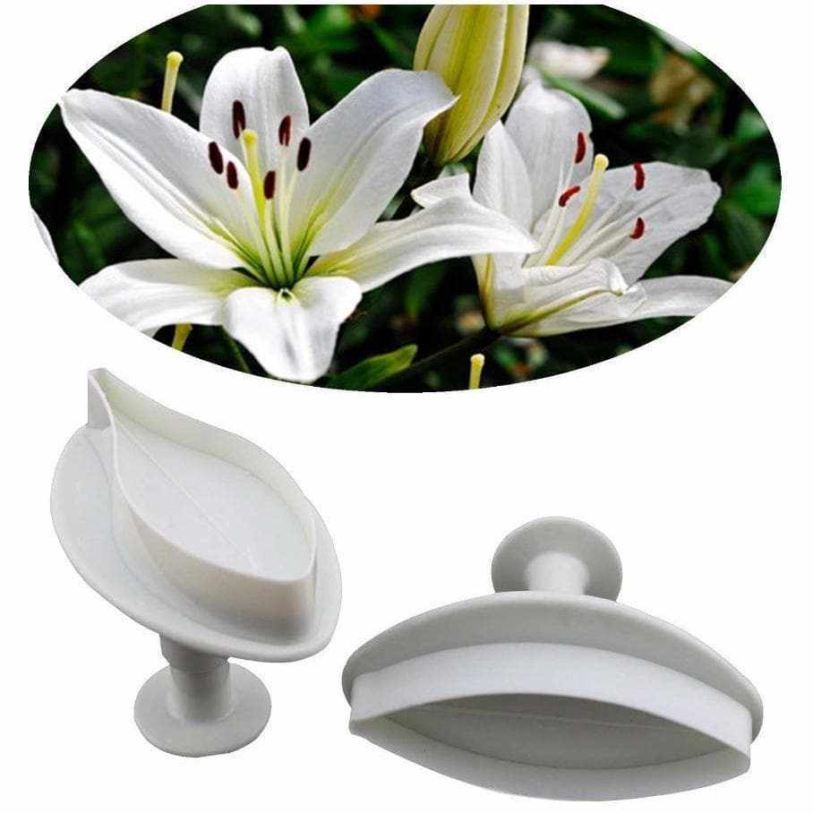 2-Piece Lily Flower Sugarcraft Plunger Cutters Set - Perfect for Cake Decorating, Fondant Cutting, and DIY Baking Projects