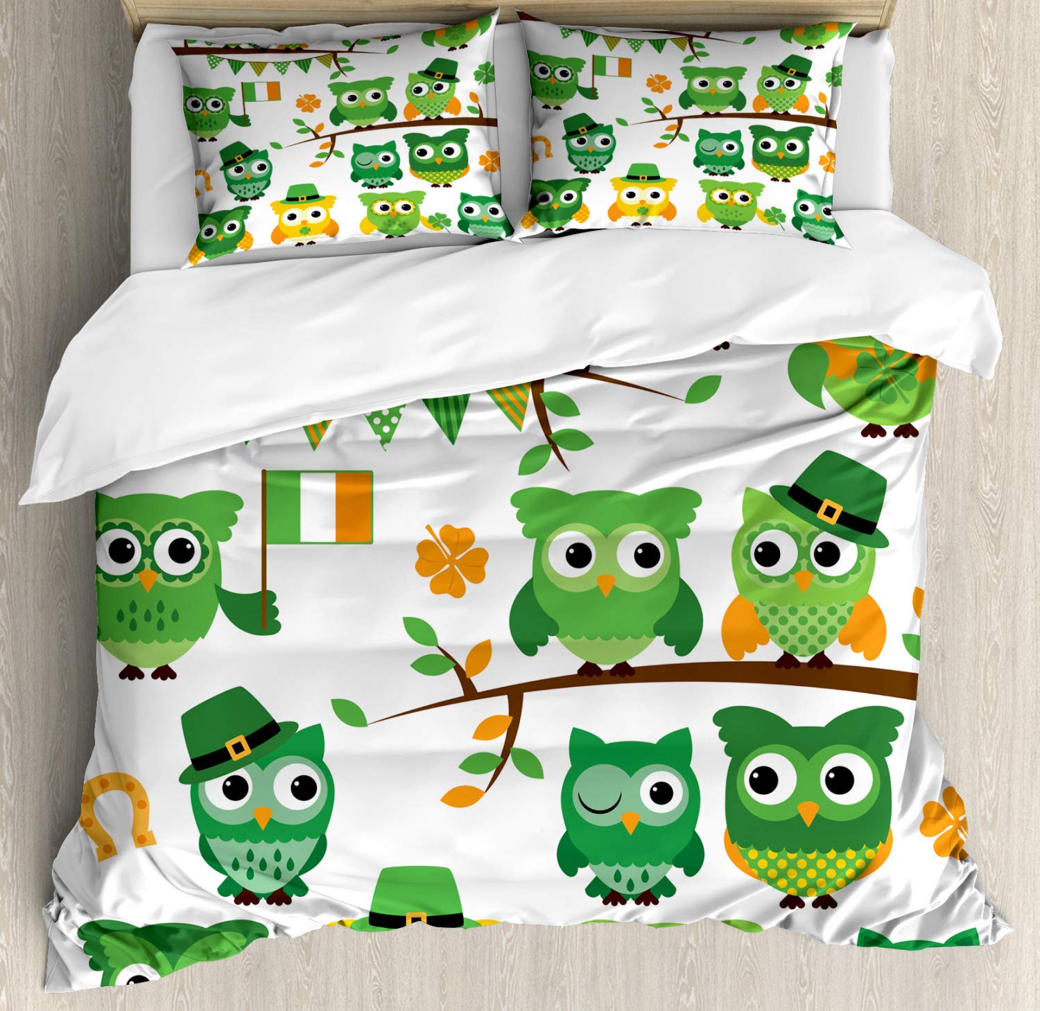 Ambesonne St. Patrick's Day Duvet Cover Set - Irish Owls, Leprechaun Hats & Shamrock Leaves Design, 3-Piece Queen Size Bedding with 2 Pillow Shams (Green & White) | Perfect for Irish-Themed Bedrooms, Holiday Decor & Gift Giving