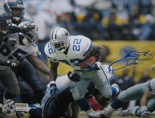 Emmitt Smith Autographed Dallas Cowboys 16x20 Photo - Signed Memorabilia for NFL Fans, Collectors & Sports Enthusiasts - Perfect for Man Cave, Game Room & Sports Themed Decor
