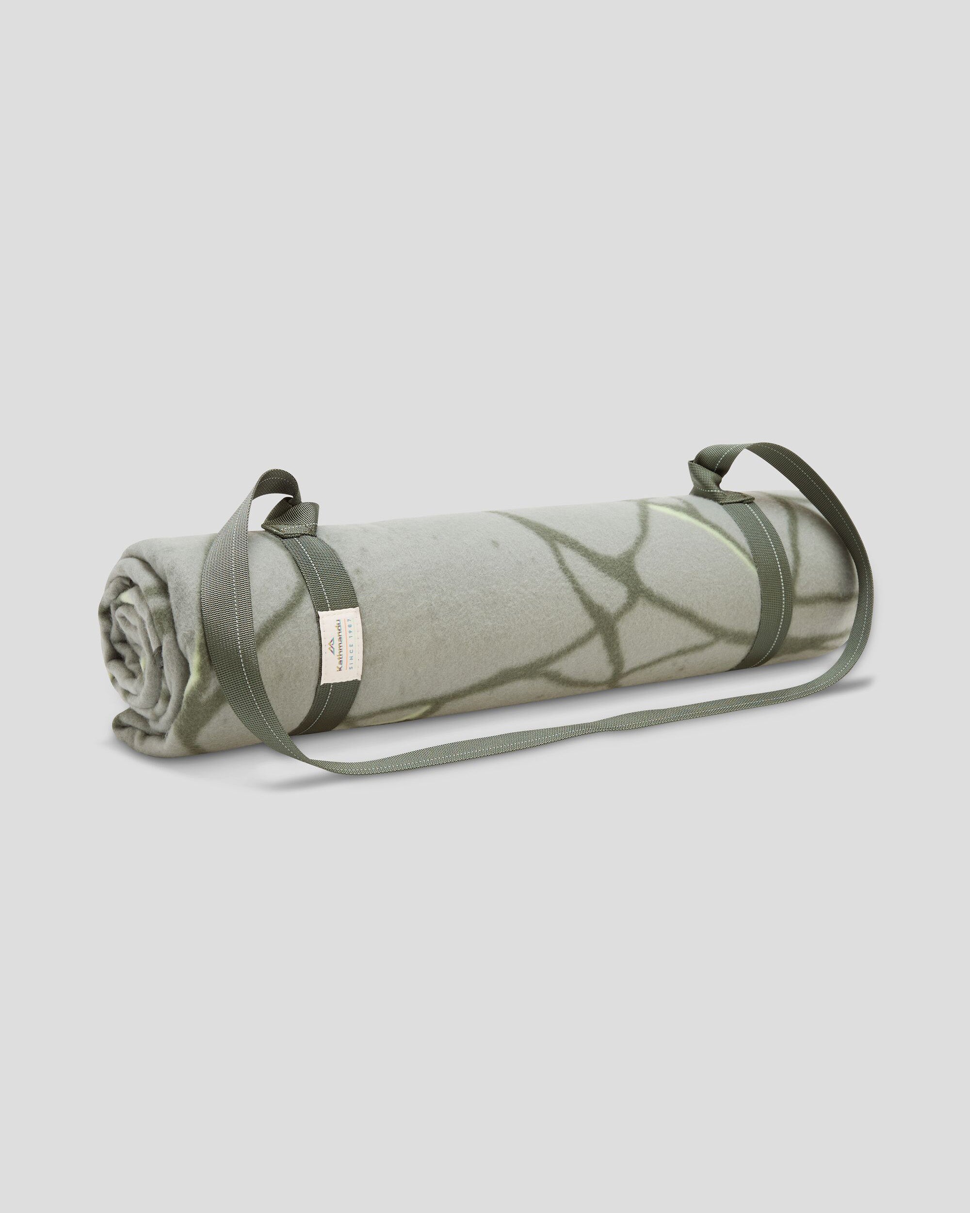 Roamer Picnic Rug Medium - Waterproof Outdoor Blanket with Gum Tree Rocky Print for Beach, Camping, and Park Adventures