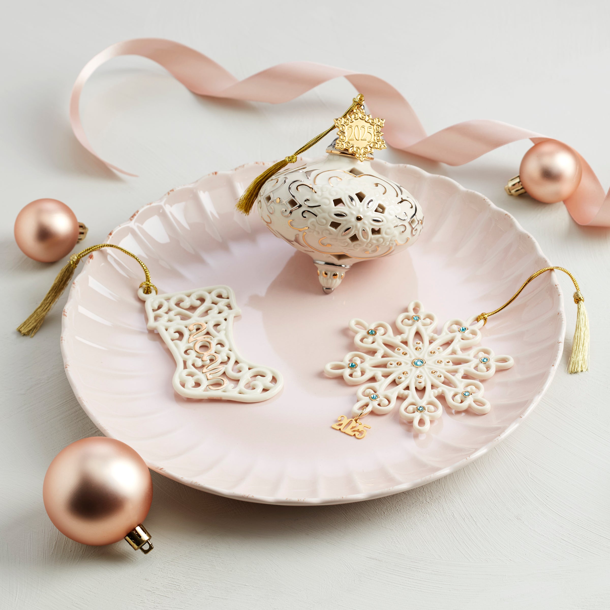 2025 Lenox Annual Holiday Ornament - Elegant Christmas Tree Decoration for Festive Home & Office Décor