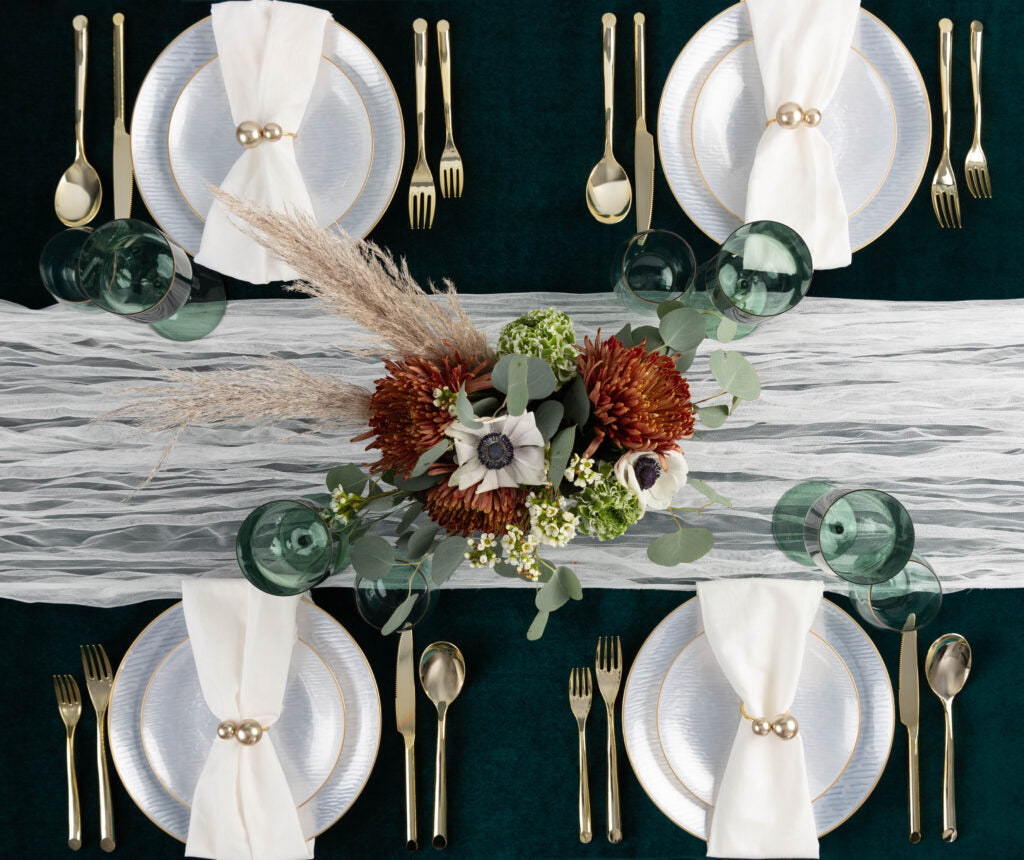 24-Pack Pearl & Gold Rim Round Plastic Dinnerware Set for 12 Guests - Elegant Disposable Plates for Parties, Weddings & Events - Shatterproof & Stylish Tableware for Indoor/Outdoor Dining
