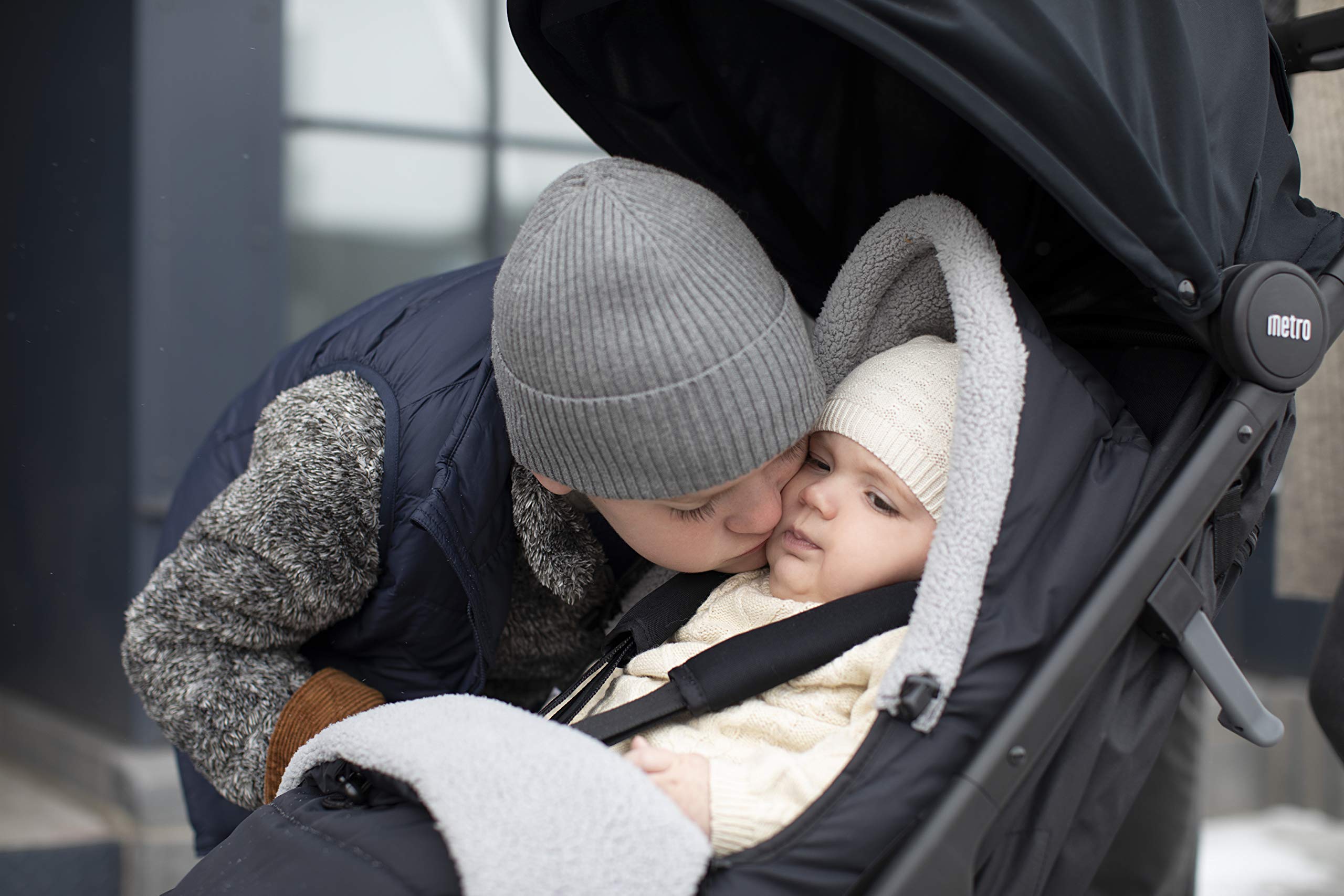 Ergobaby Metro Lightweight Baby Stroller Footmuff Bunting Bag - Warm & Cozy Winter Accessory for Newborns & Toddlers - Perfect for Outdoor Walks, Shopping & Travel
