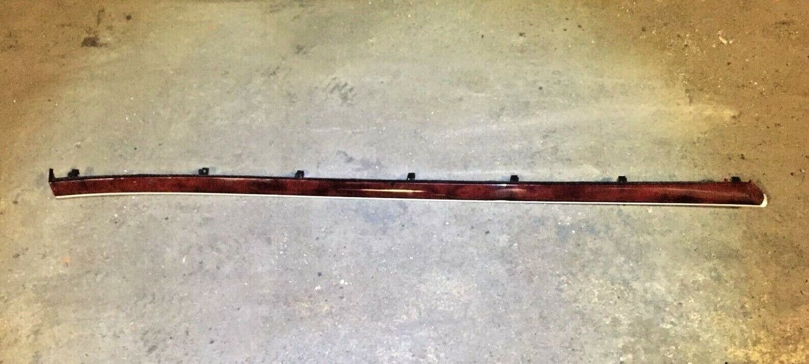 2006-2011 Hyundai Azera Right Side Woodgrain Dashboard Trim OEM D24 - Perfect for Interior Restoration & Customization