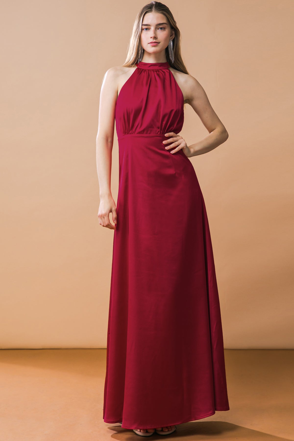 LOOKBOOK FAVORITE HALTER MAXI DRESS - Elegant Summer Beach Dress for Women, Perfect for Vacations, Weddings & Date Nights