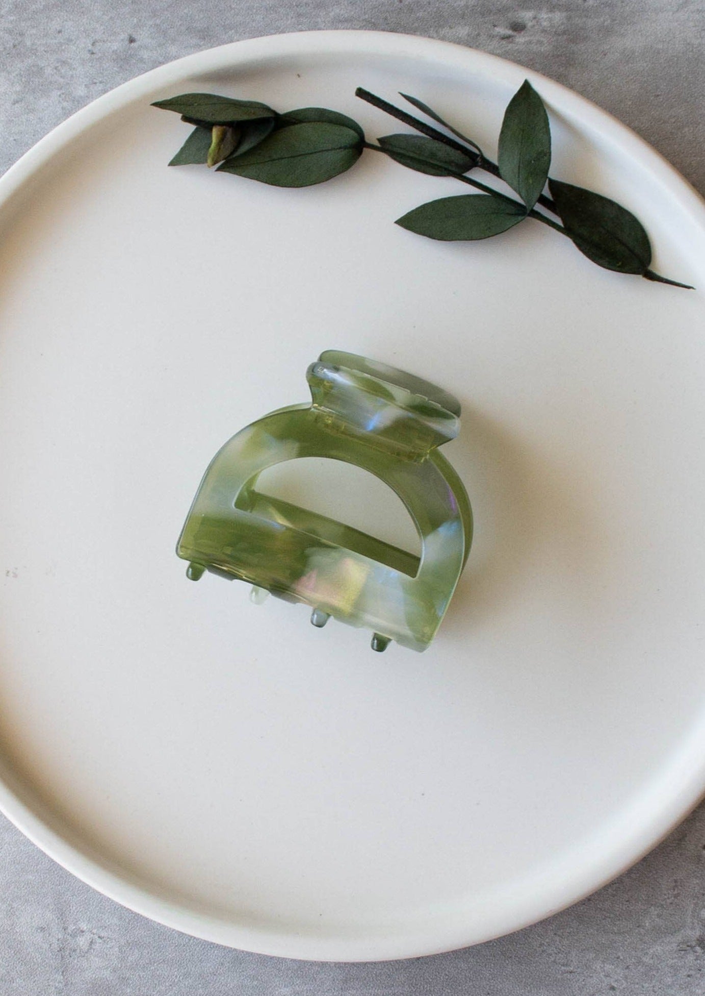 Stylish Olive Mix Pouch Hair Claw Clip - Perfect for Ponytails, Buns & Everyday Hairstyles | Hair Accessories for Women & Girls