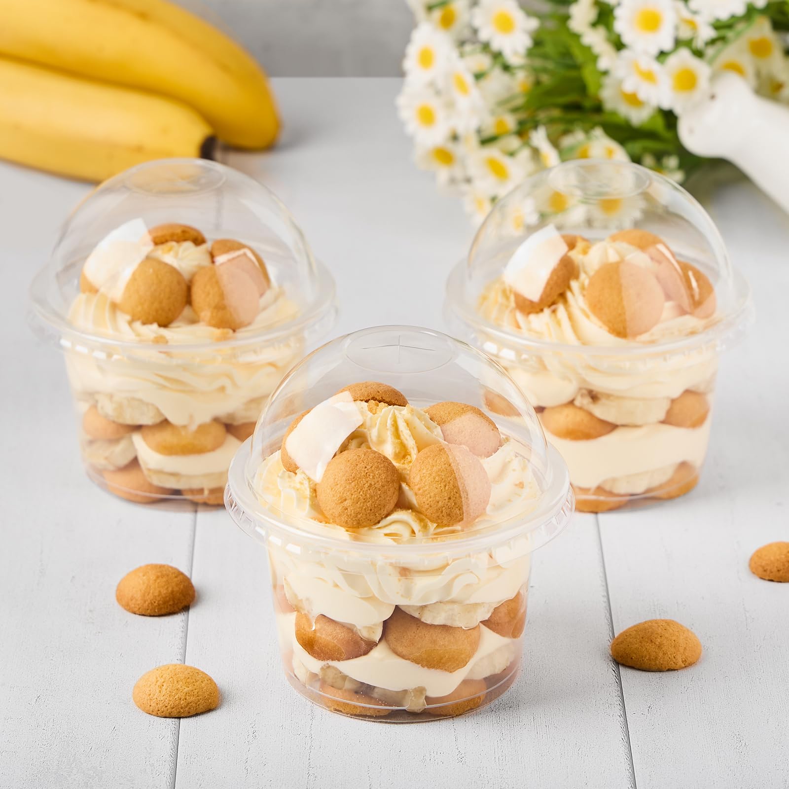 100 Pack 9 oz Clear Plastic Cups with Dome Lids - Disposable Dessert Cups for Yogurt Parfait, Banana Pudding, Ice Cream, Cakes & Party Snacks - Perfect for Birthday Parties, Baby Showers, Weddings & Catering Events