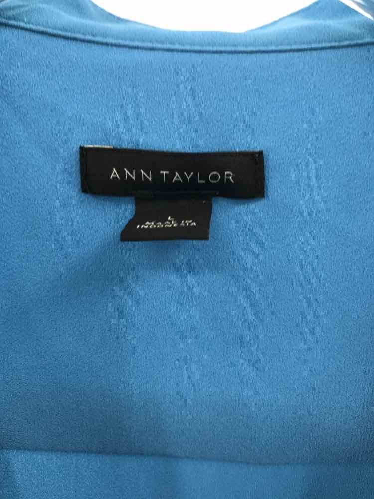 Pre-Owned Ann Taylor Blue Blouse Women's Size Large - Perfect for Office Wear, Casual Outfits & Special Occasions