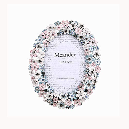 Vintage Enamel Metal Wreath Picture Frame - Rustic Home Decor for Wall & Tabletop - Perfect for Family Photos, Wedding Pictures, and Farmhouse Style Decorations