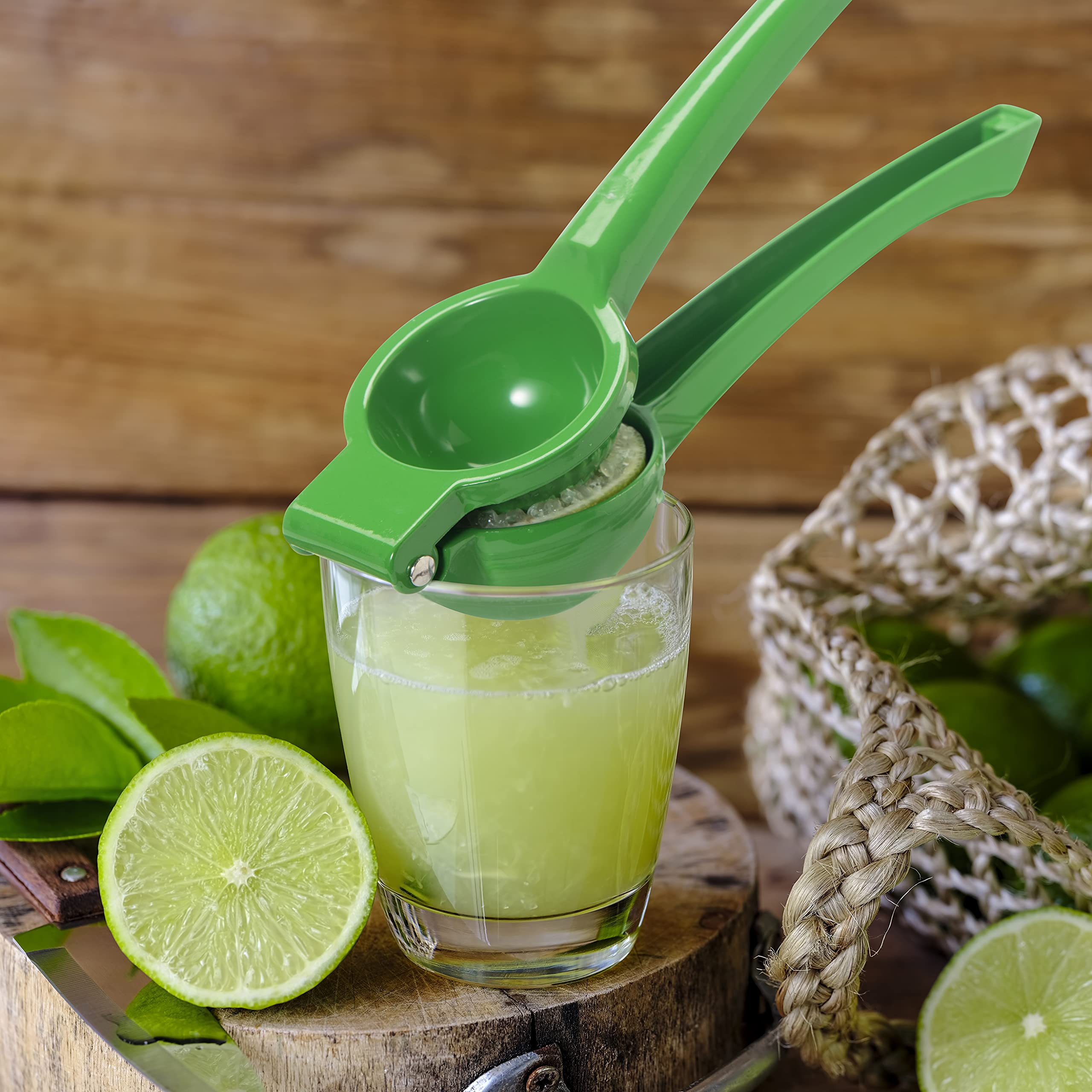 Oggi Citrus Press - Manual Juicer for Oranges, Lemons & Limes - Heavy Duty Stainless Steel Squeezer with Non-Slip Base - Perfect for Cocktails, Fresh Juice & Healthy Drinks - Standard Size, Green