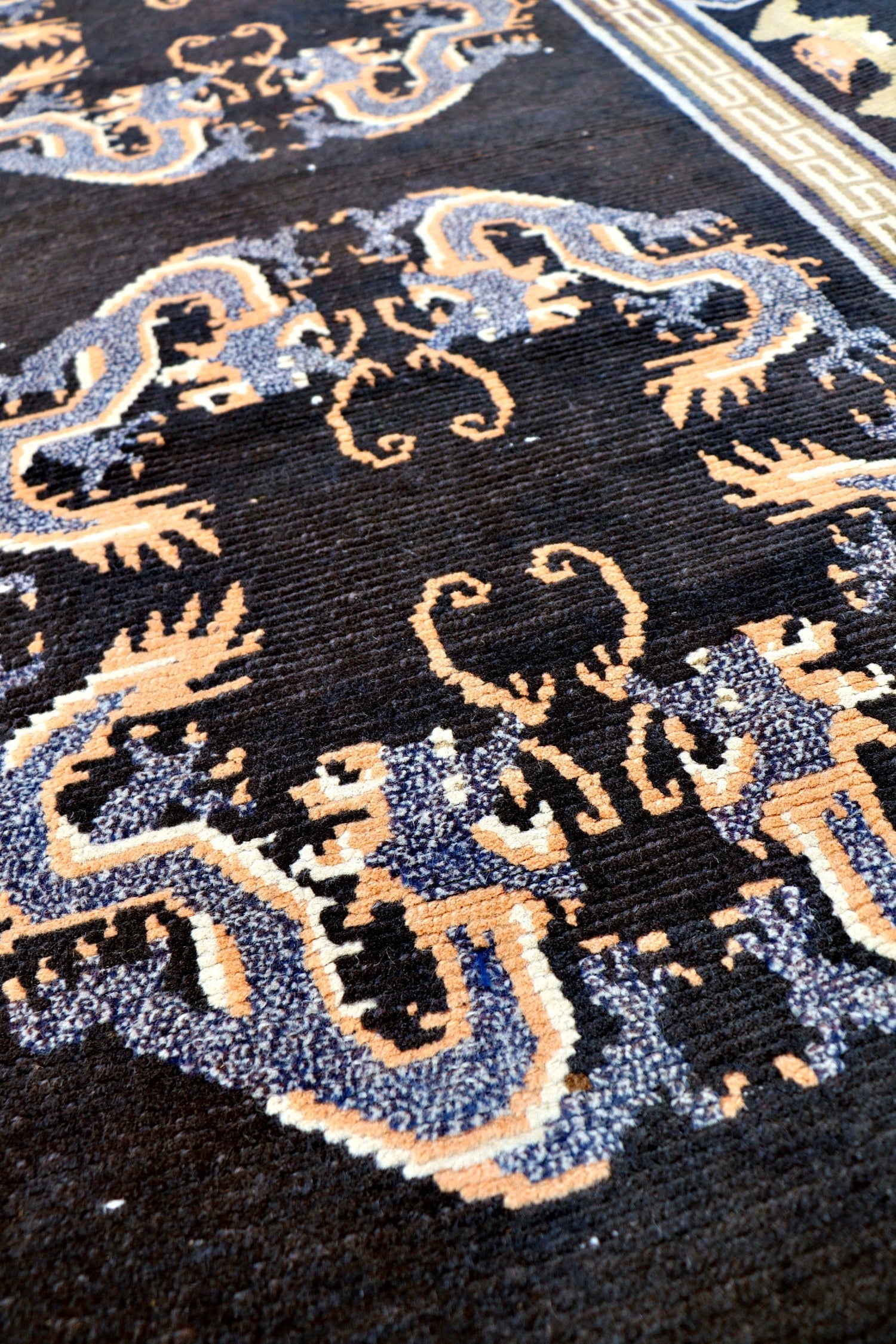 Handwoven Antique Tibetan Dragon Traditional Rug - Vintage Oriental Carpet for Home Decor, Living Room, Bedroom, or Office (J68348)