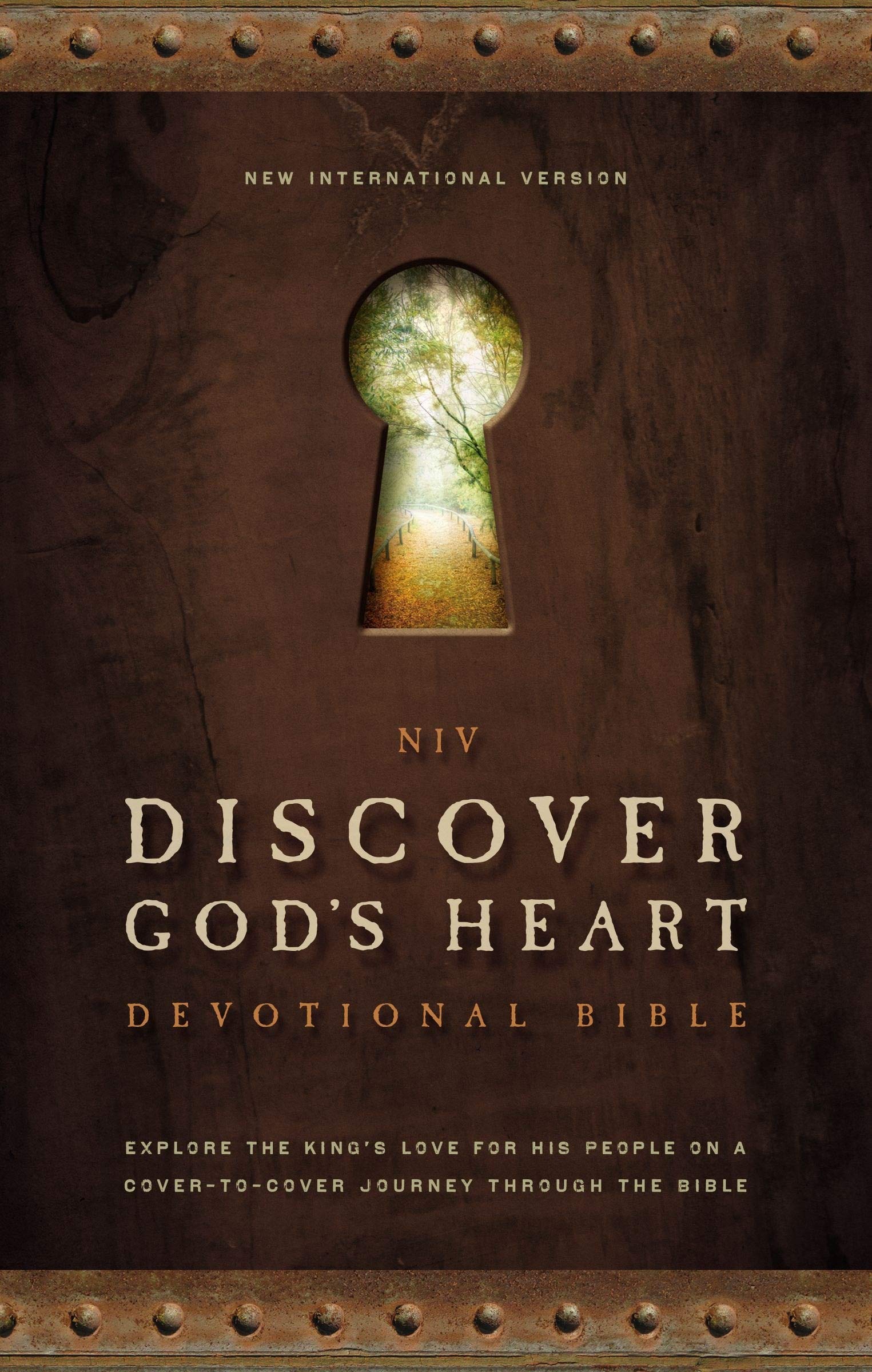 NIV Discover God's Heart Devotional Bible Hardcover - Daily Christian Devotional Study Bible with King's Love Teachings | Perfect for Bible Study, Small Groups & Personal Spiritual Growth