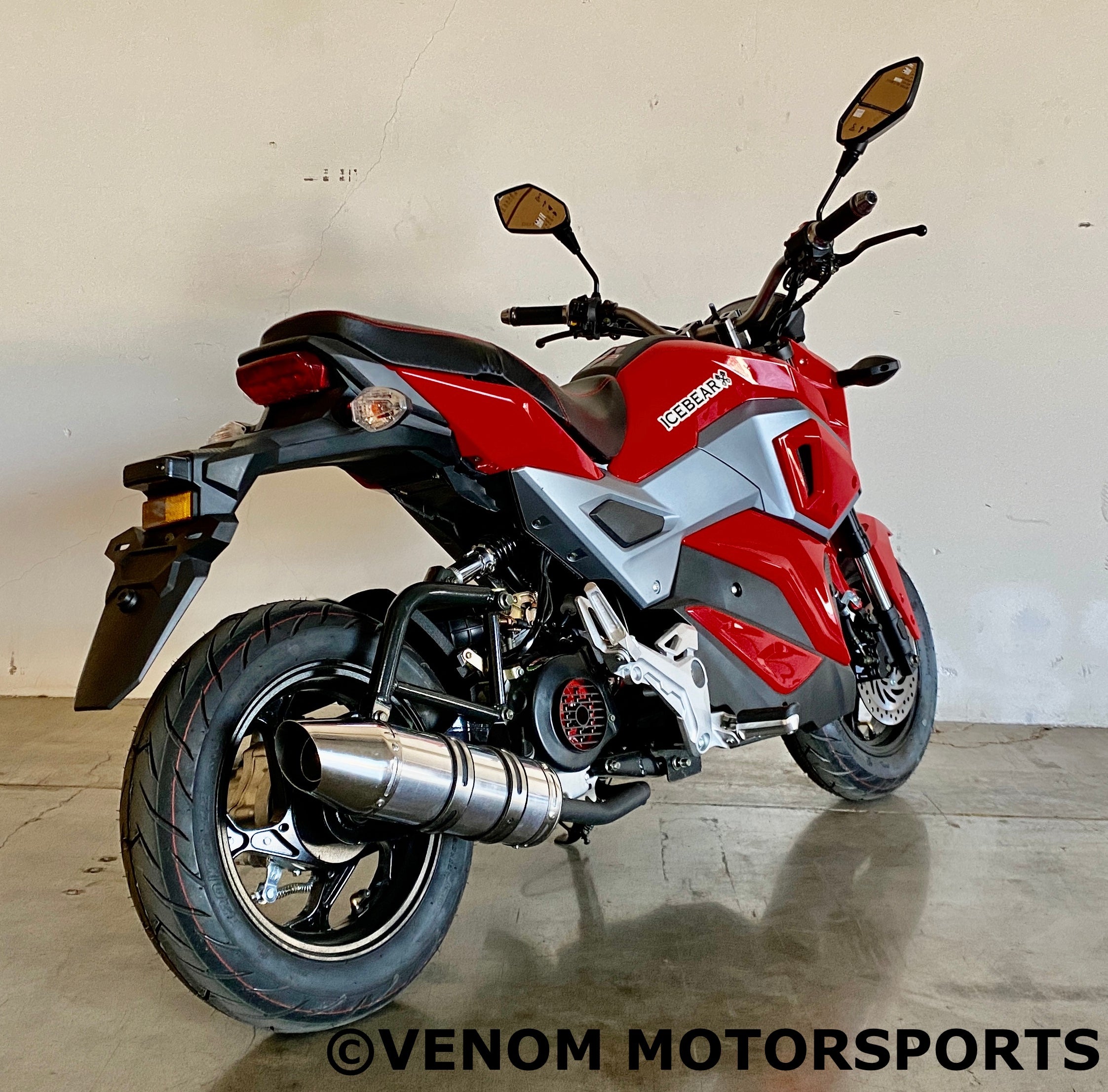Venom Mini Max 50cc Automatic Motorcycle - Lightweight & Fuel Efficient for Commuting, Campus Riding & Urban Transportation