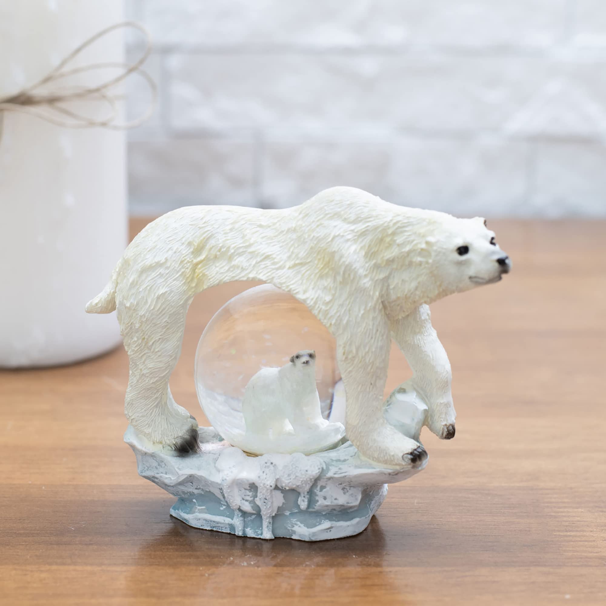 Elanze Designs White Polar Bear Winter Snow Globe - 45MM Miniature Tabletop Decor, Polyresin Glitter Water Scene for Nightstand, Dresser, or Holiday Display | Perfect for Christmas Decorations, Winter Wonderland Theme, and Gift Giving