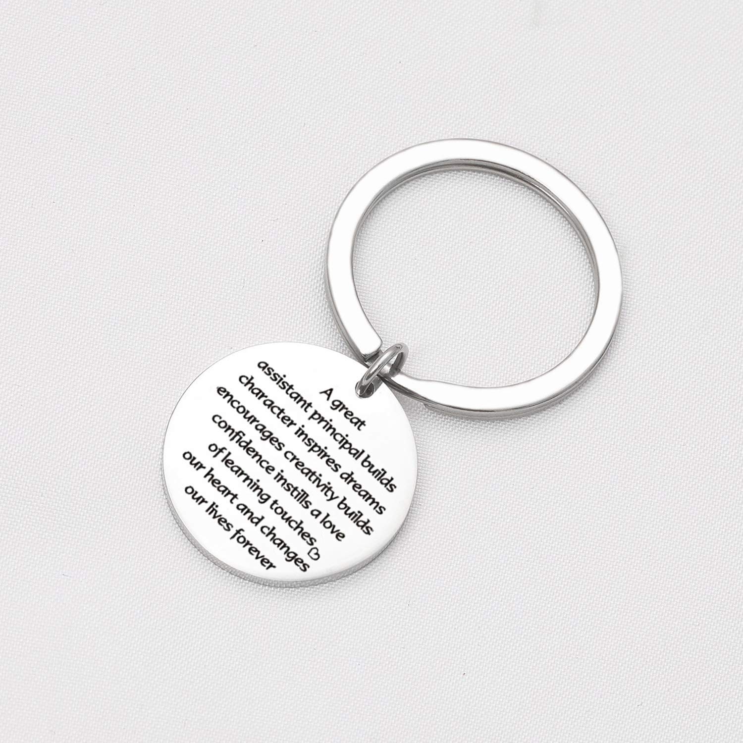 De&ai Assistant Principal Appreciation Keychain - Thoughtful Retirement Gift for Educators & School Professionals | Perfect Farewell Present for Retiring Teachers, Principals & Staff | Office Desk Decor, Teacher Appreciation Week, End of Year Gift