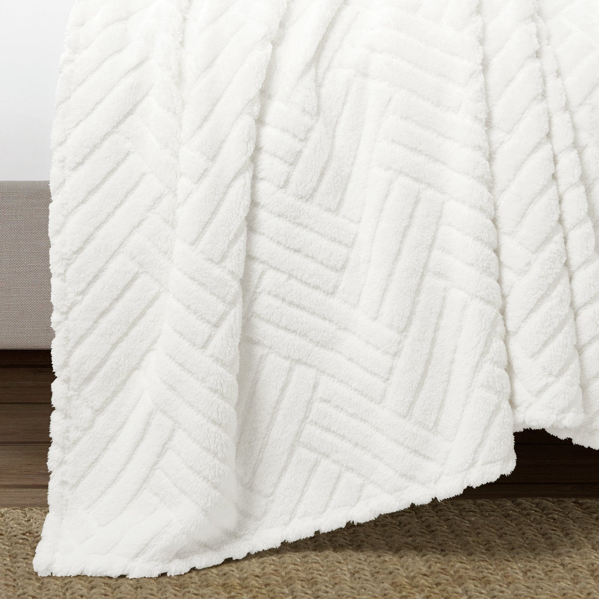 Ultra Soft Sherpa Jacquard Geometric Blanket - Cozy Bedspread for Winter Warmth, Perfect for Sofa, Bed & Home Decor