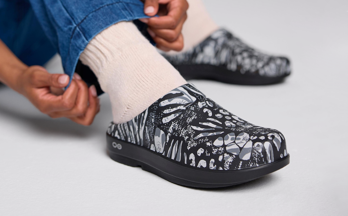 Women's OOcloog Limited Edition Combo Camo Clogs - Stylish & Comfortable Slip-On Shoes for Casual Wear, Gardening & Outdoor Activities
